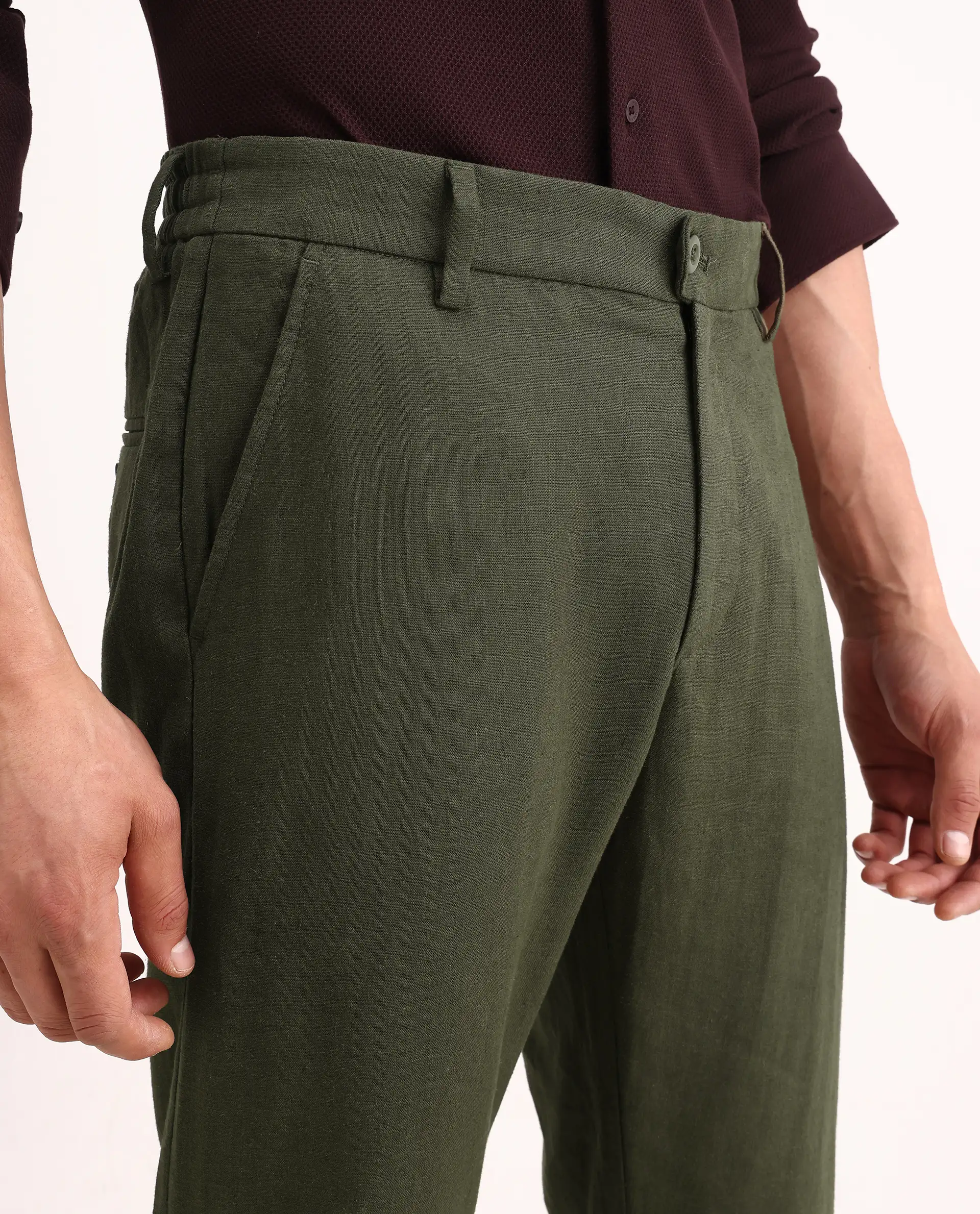 Rare Rabbit Men's Jomo-Ss26 Olive Linen Blend Fabric Regular Fit Plain Trouser - Image 3