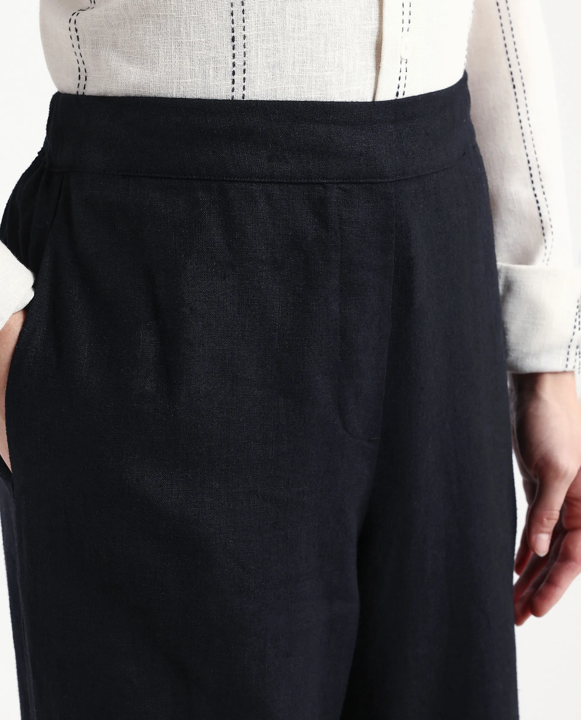 Rareism Women's Jomow-B Black Linen Blend Regular Fit Trouser - Image 4