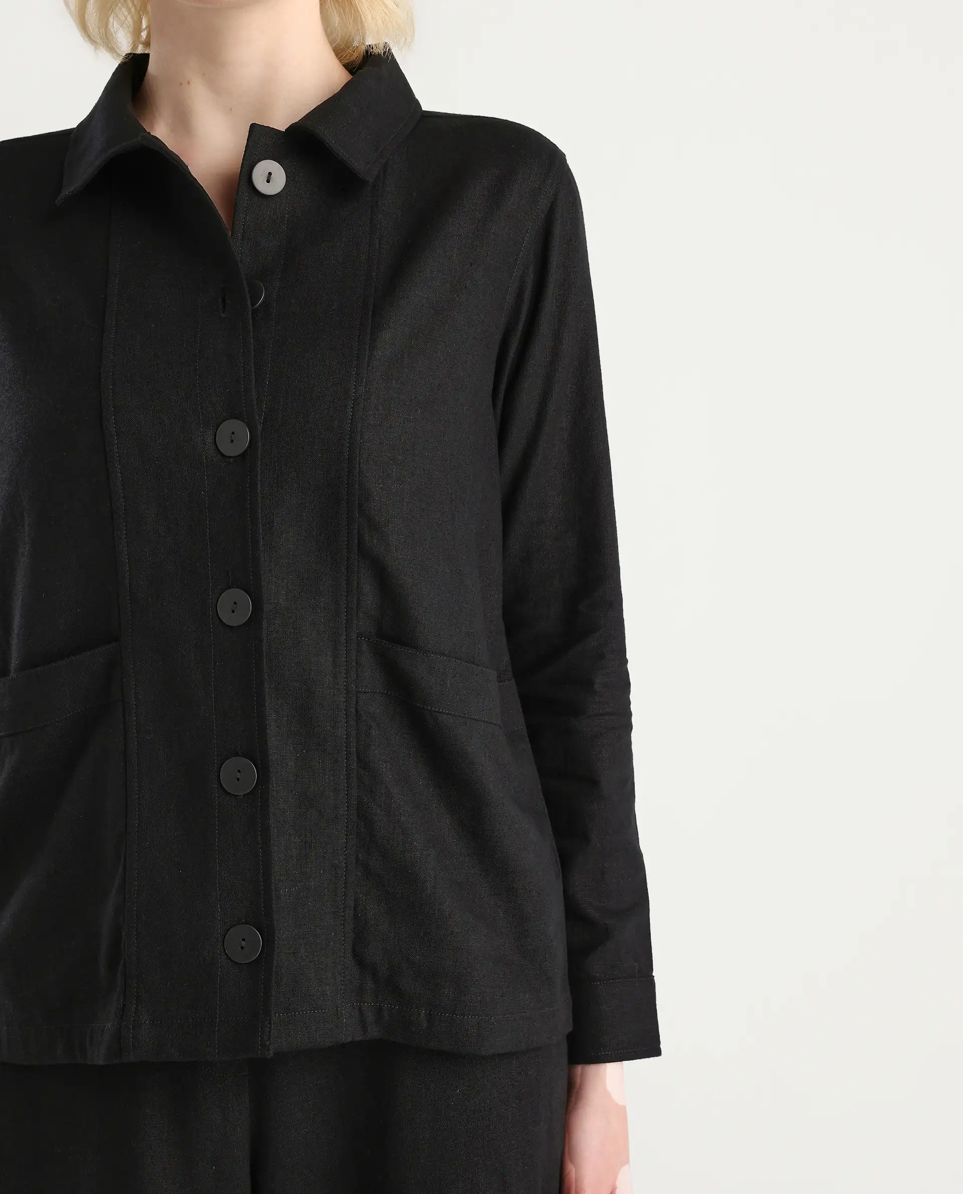 Rareism Women's Jomow-T Black Linen Blend Collared Neck Regular Fit Shacket - Image 4