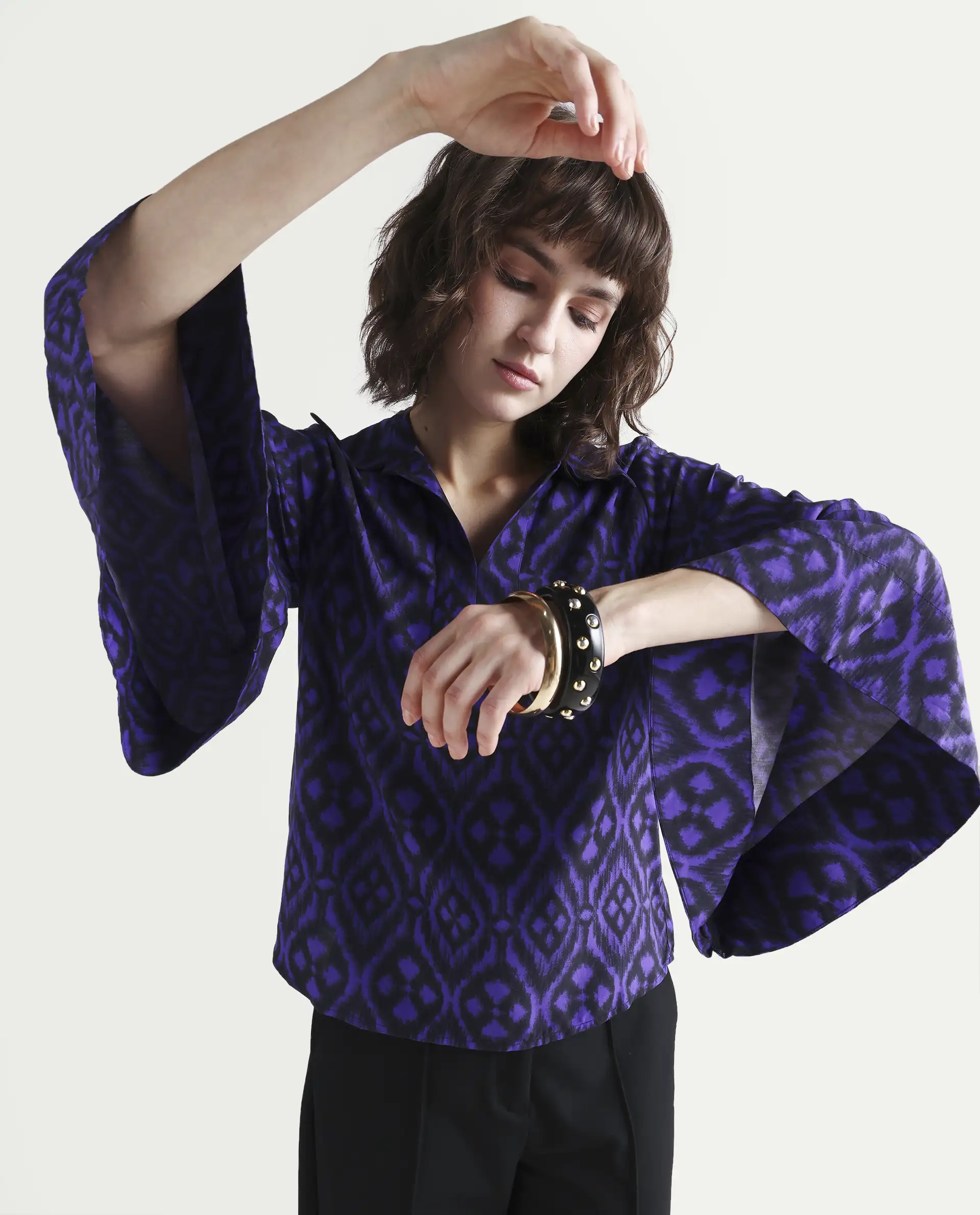 Rareism Women's Jones Dark Navy Viscose Spread Collar Geometric Print Flared Sleeve Relaxed Fit Top - Image 3