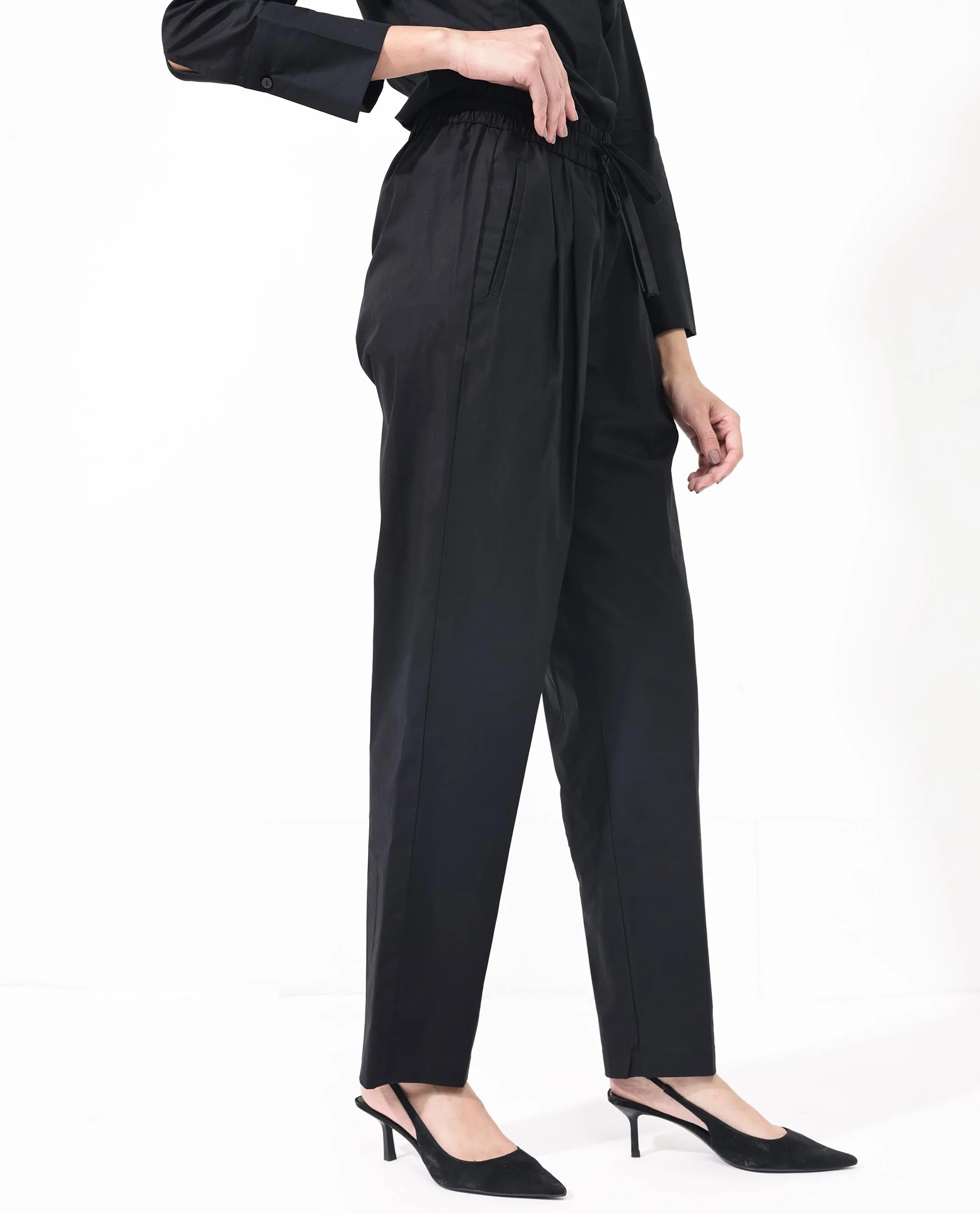 Rareism Women's Juven Black Cotton Plain Ankle Length Tapered Trouser - Image 5