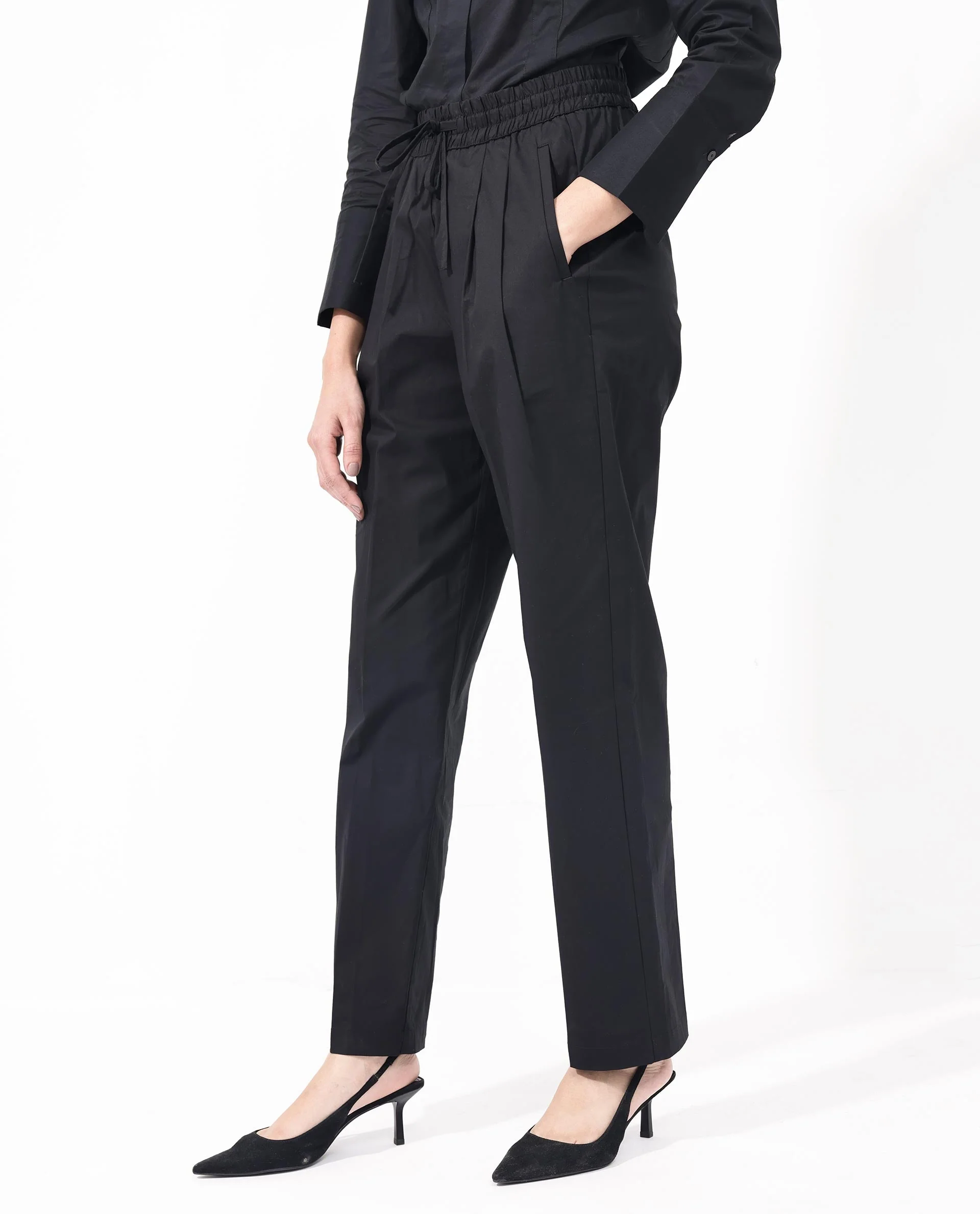 Rareism Women's Juven Black Cotton Plain Ankle Length Tapered Trouser - Image 8