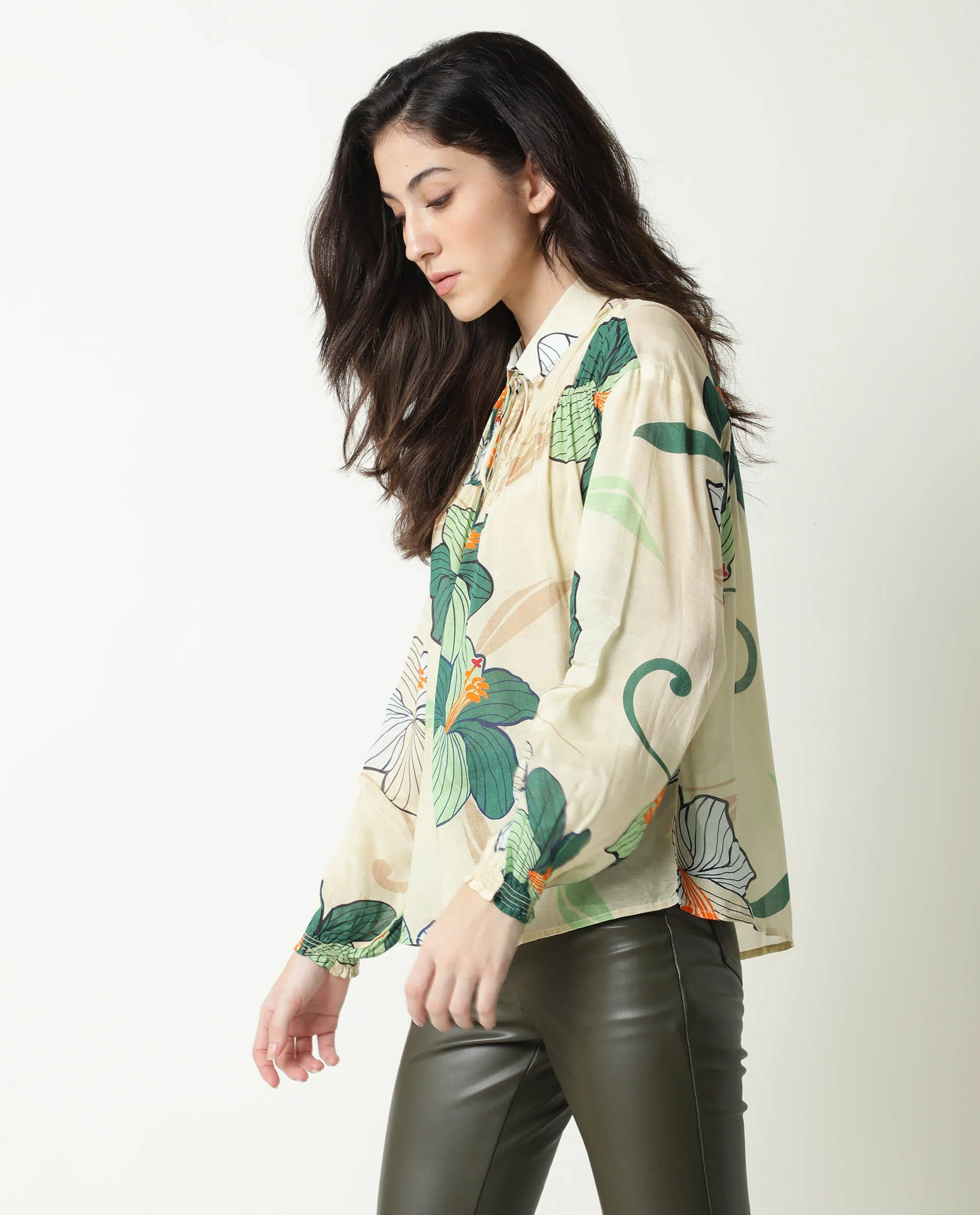 Rareism Women's Kalina Offwhite Tie-Up Neck Floral Print Knee Length Regular Fit Top - Image 9