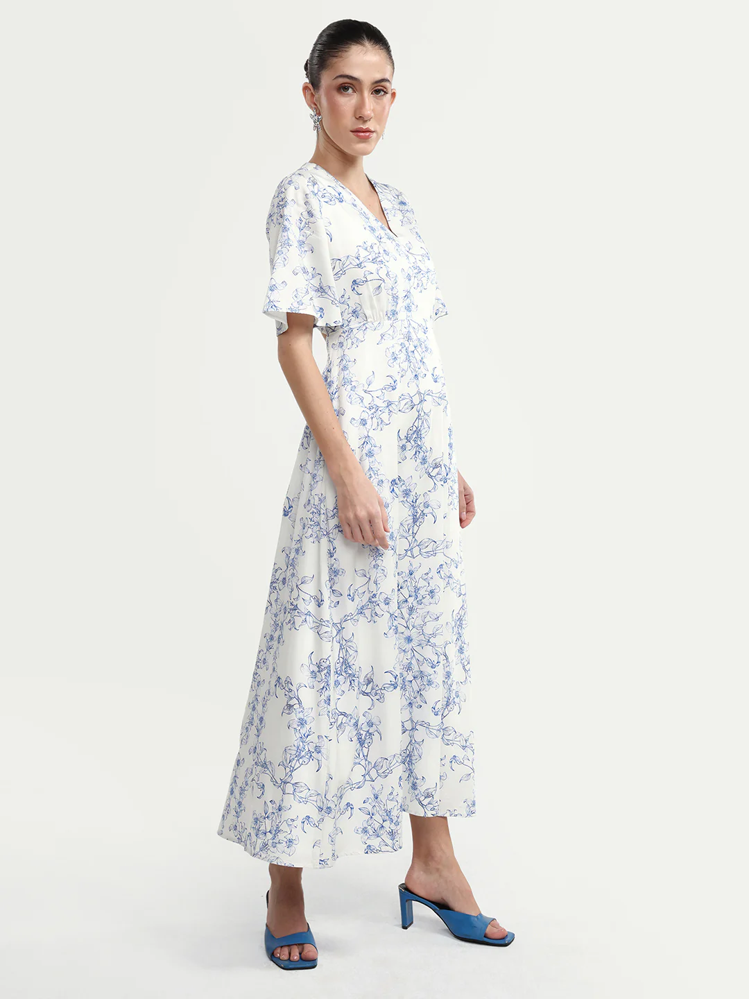 Rareism Women's Kamahe Off White Cotton Blend V-Neck Pull-On Fit And Flare Ornamental Print Dress - Image 6