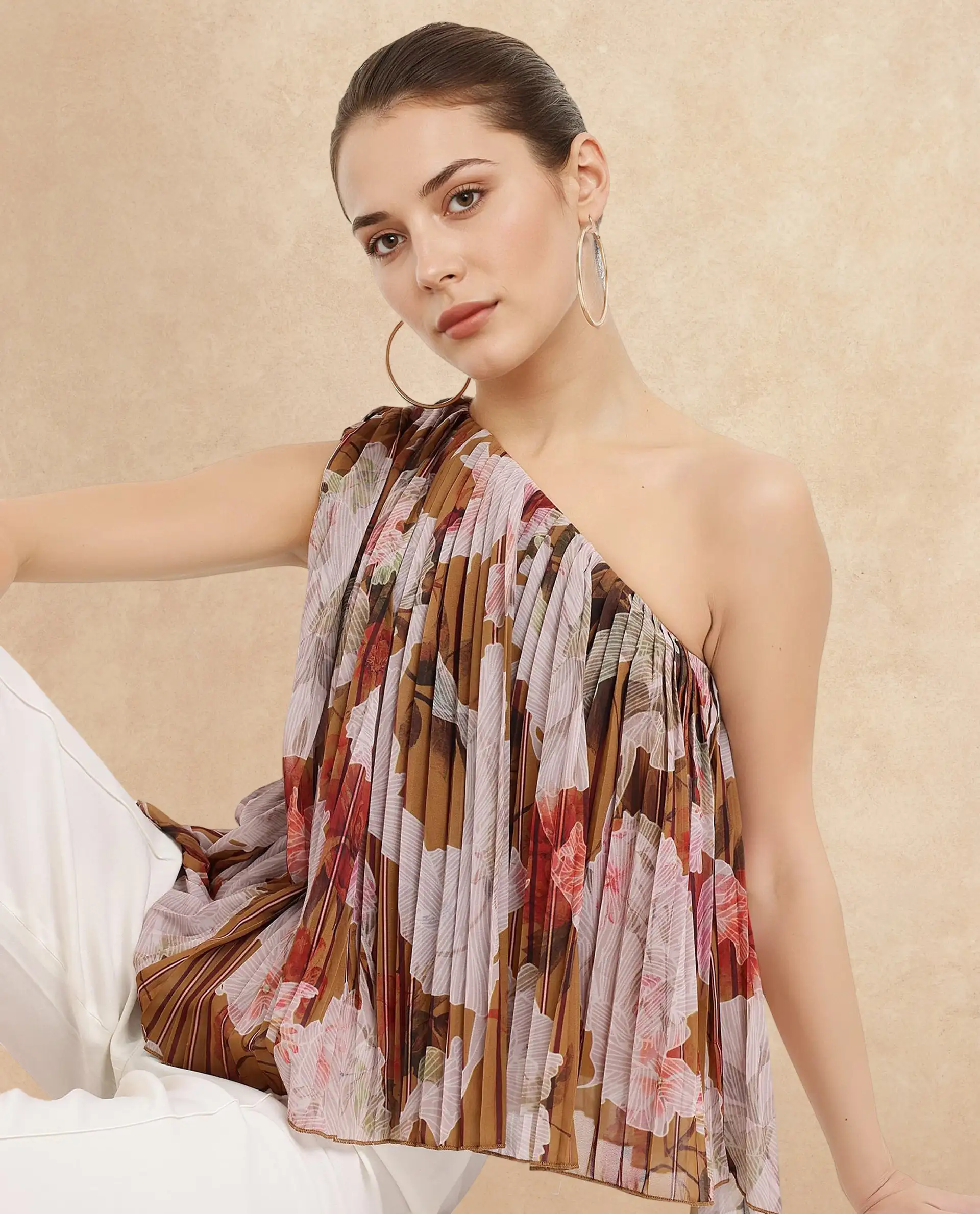 Rareism Women's Kamri Multi Polyester One Shoulder Floral Print One Shoulder Regular Fit Top - Image 3