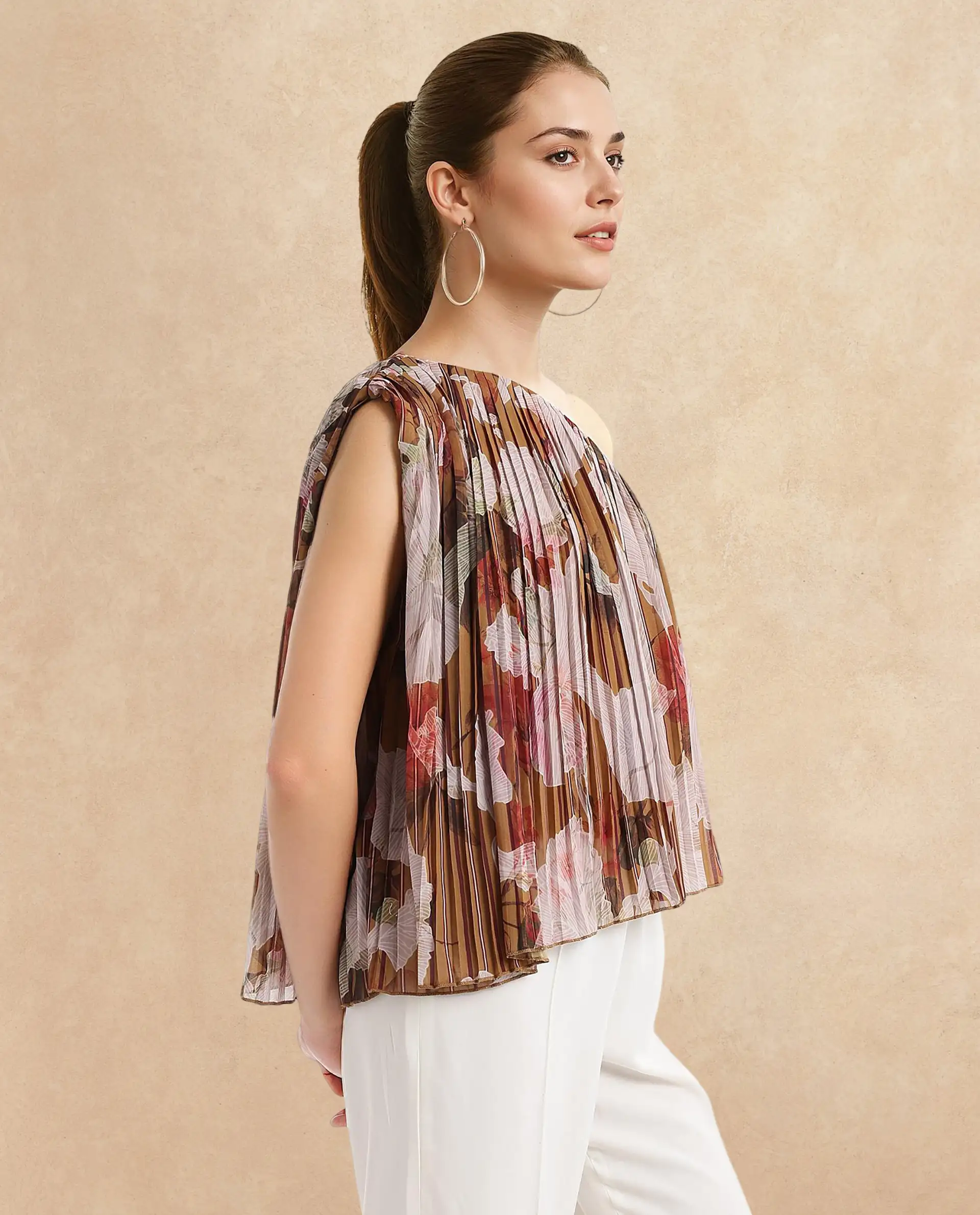 Rareism Women's Kamri Multi Polyester One Shoulder Floral Print One Shoulder Regular Fit Top - Image 4