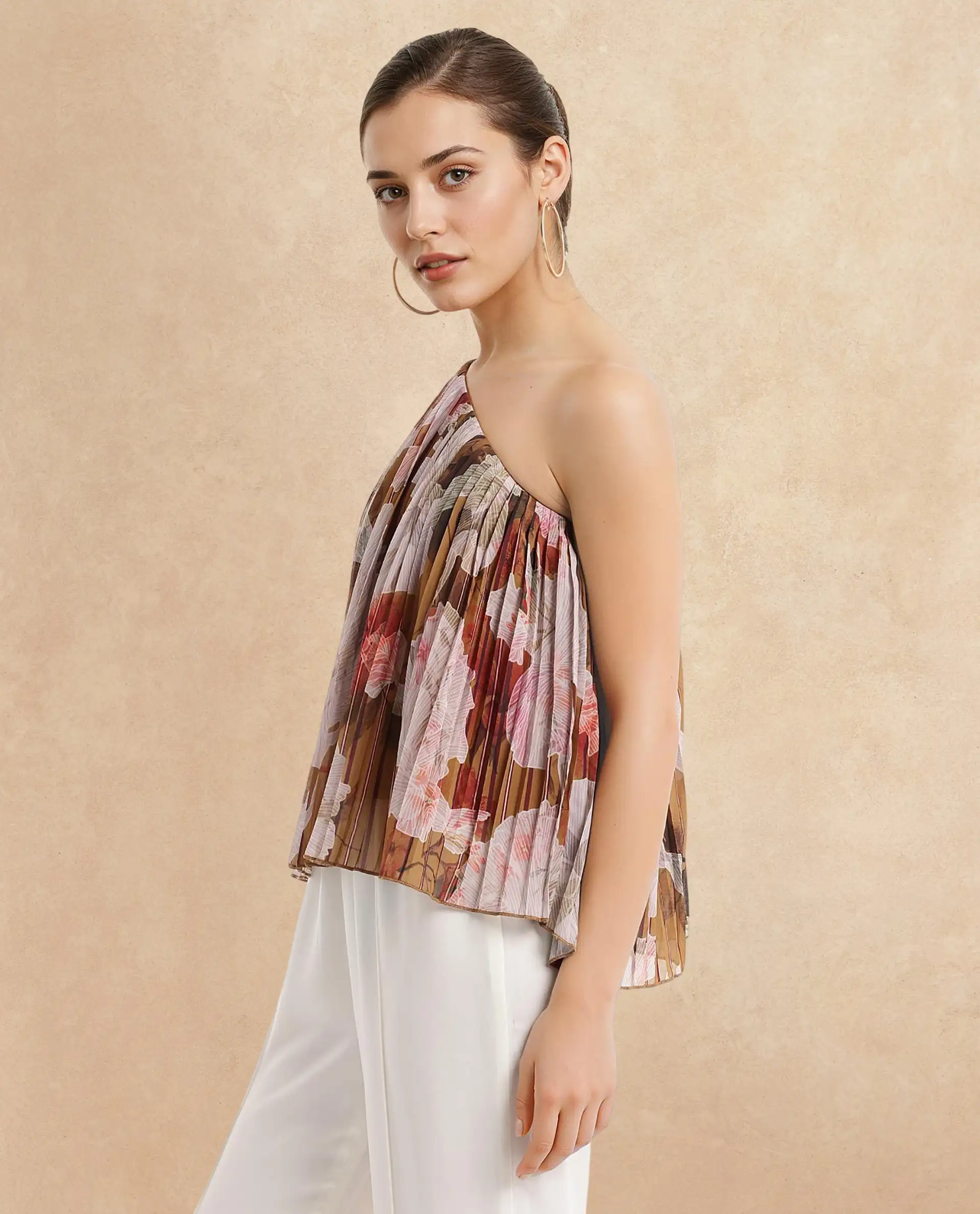 Rareism Women's Kamri Multi Polyester One Shoulder Floral Print One Shoulder Regular Fit Top - Image 5