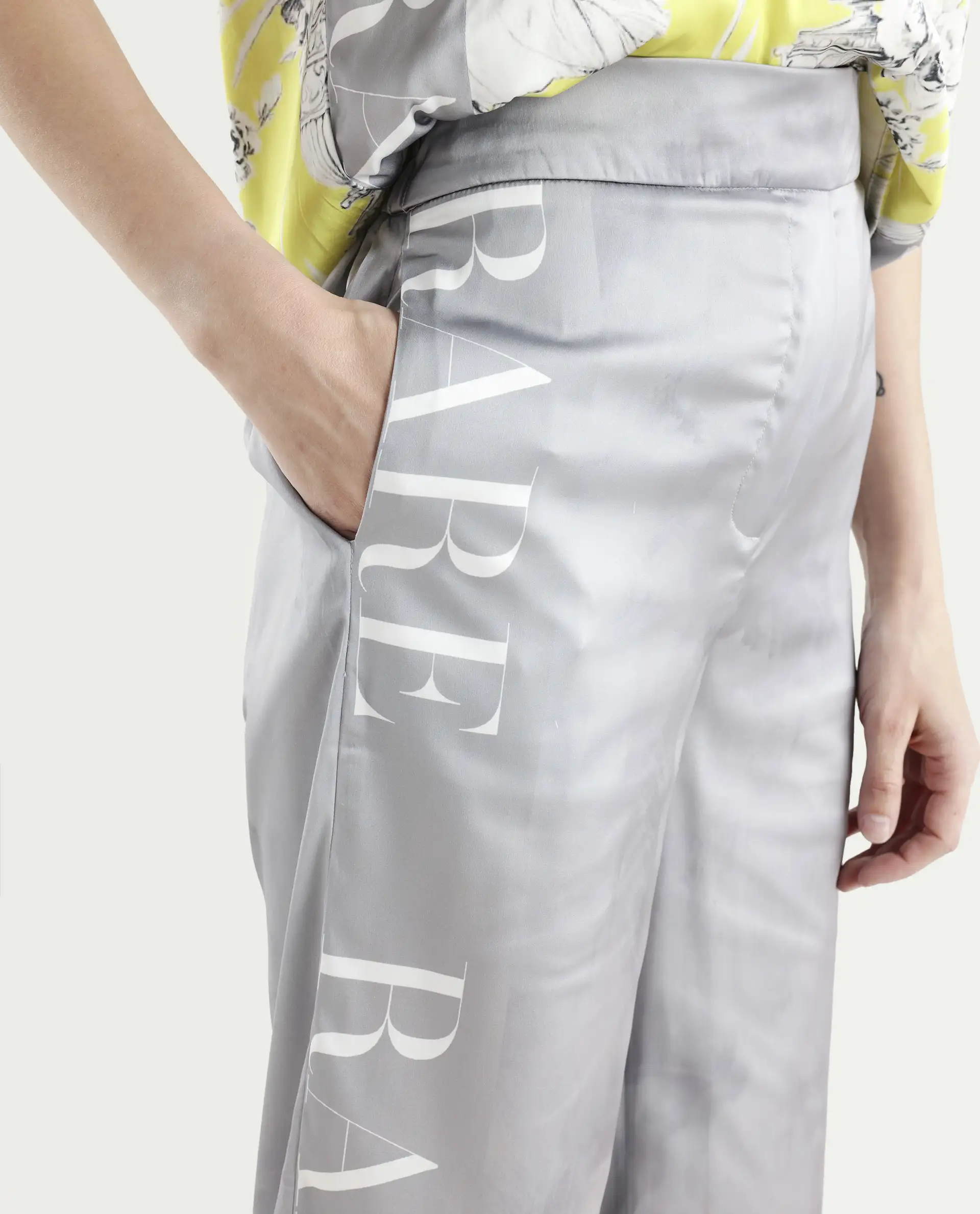 Rareism Women's Kanadio-B Light Grey Polyester Floral Print Ankle Length Straight Fit Trouser - Image 3