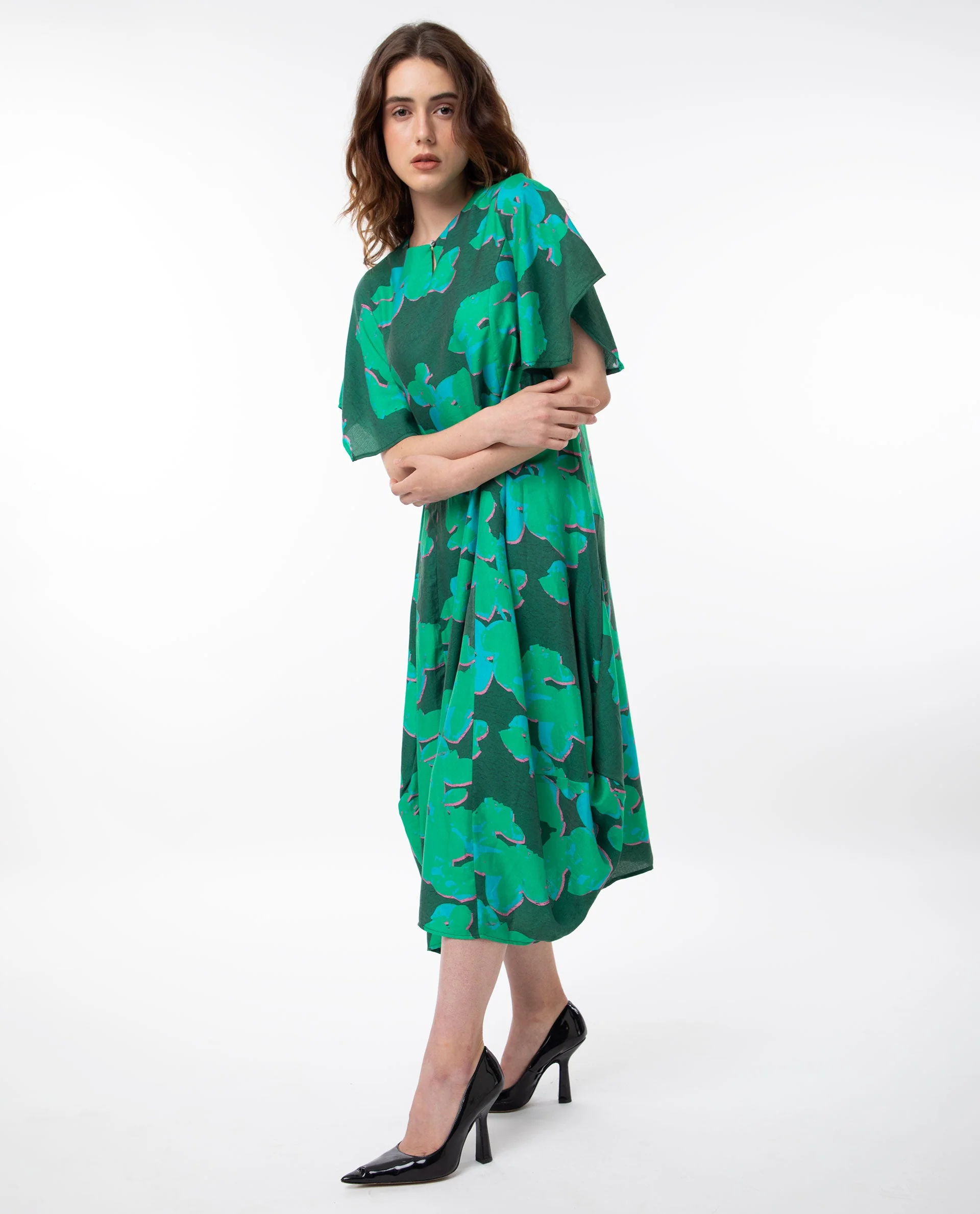 Rareism Women's Kanda Green Polyester Blend Crew Neck Abstract Print Bell Sleeve Midi Regular Fit Dress - Image 12