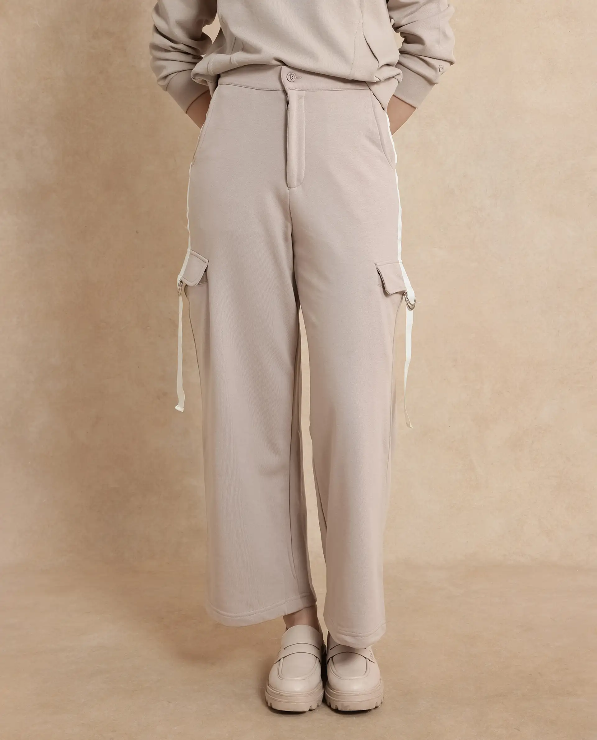 Rareism Women's Kar Beige Cotton Blend Plain Ankle Length Wide Track Pant - Image 6