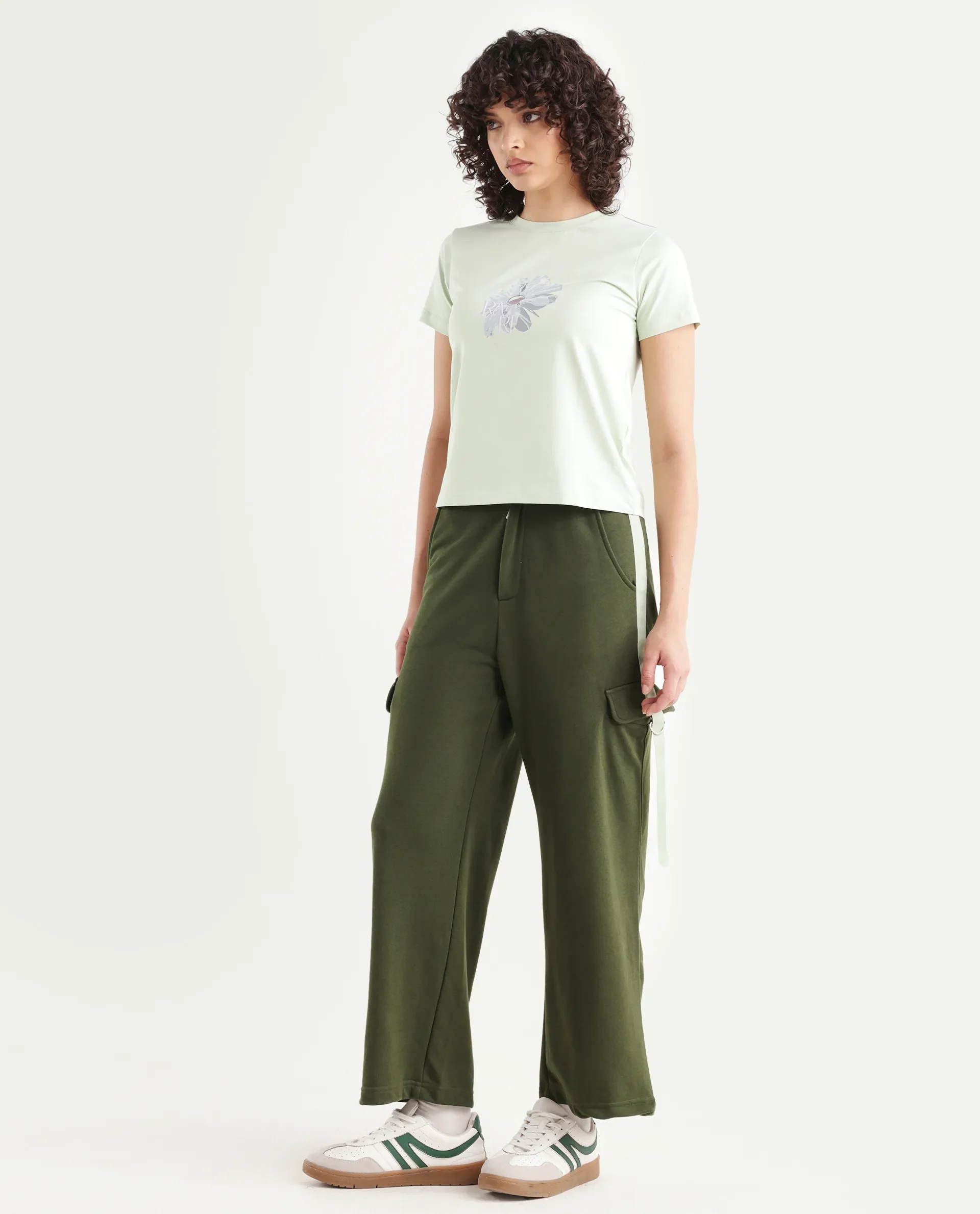 Rareism Women's Kar Olive Cotton Blend Plain Ankle Length Wide Track Pant - Image 6