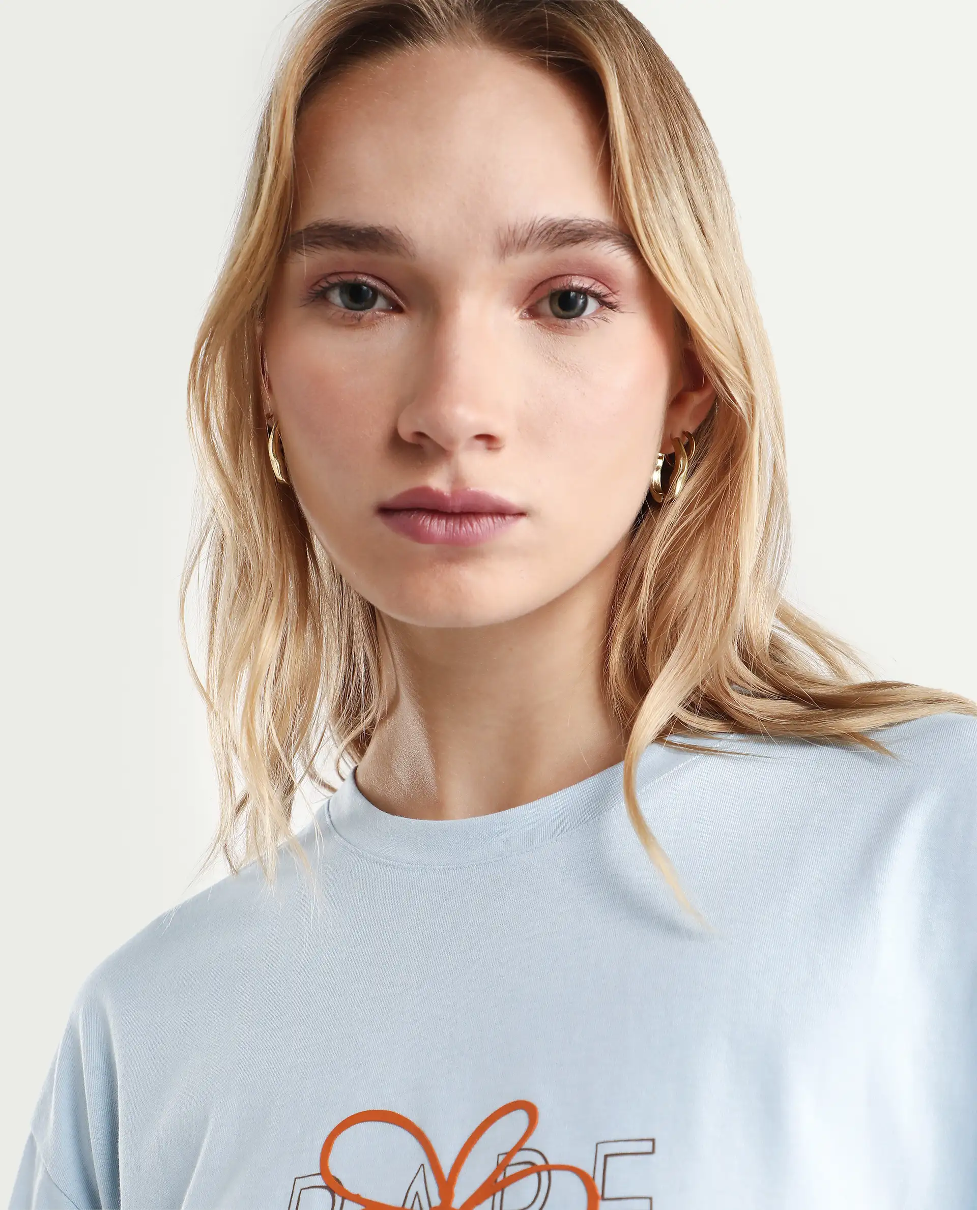 Rareism Women's Karen Light Blue Cotton Blend Crew Neck Graphic Print Boxy Fit T-Shirt - Image 4