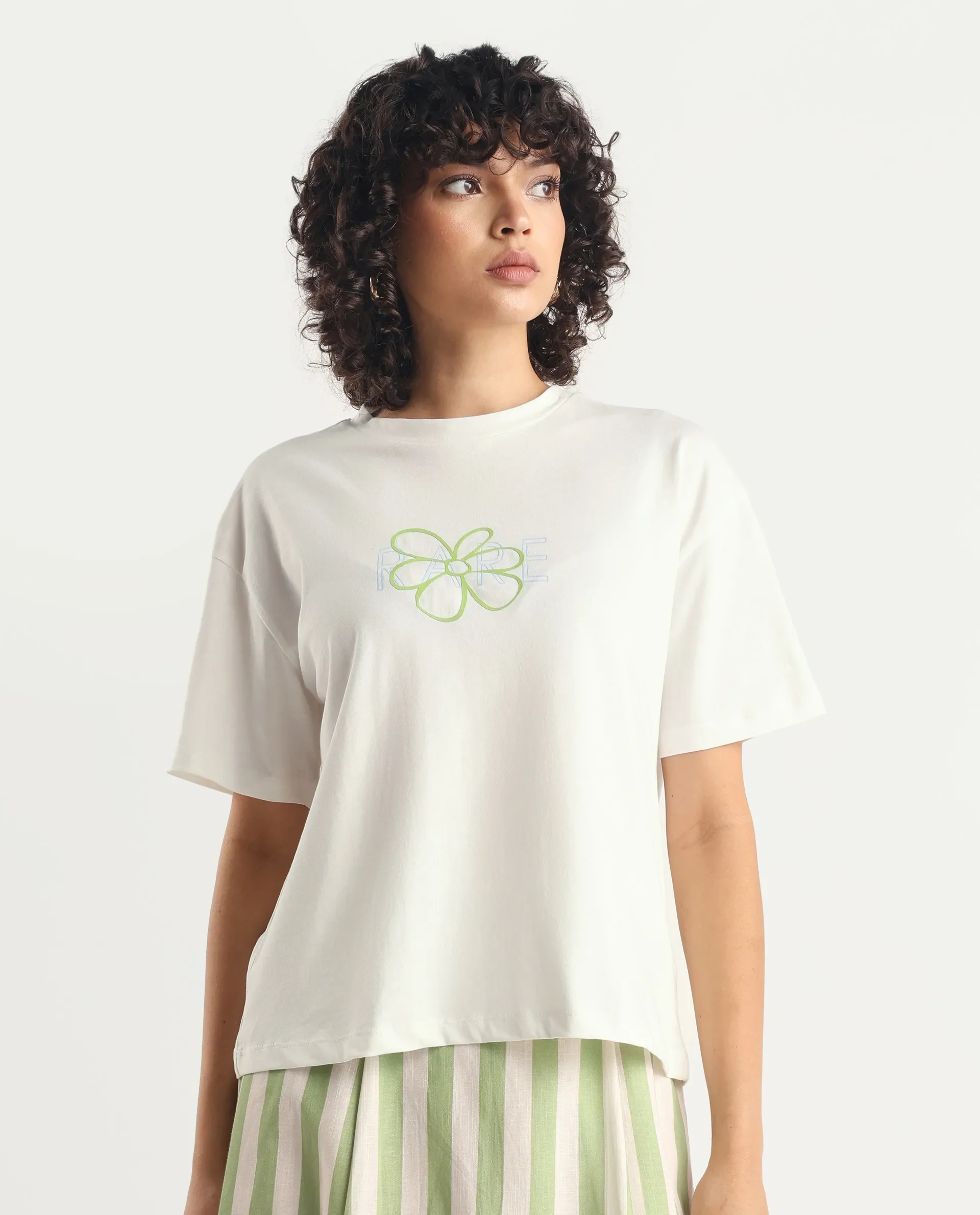 Rareism Women's Karen Off White Cotton Blend Crew Neck Graphic Print Boxy Fit T-Shirt - Image 4