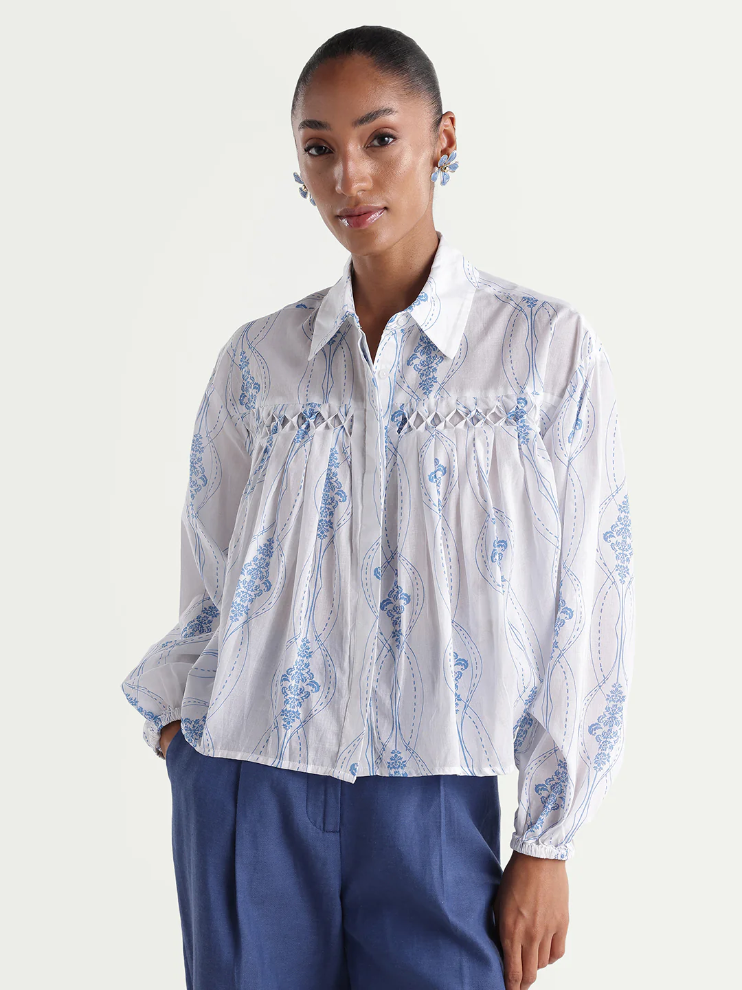 Rareism Women's Kaveny Off White Viscose Spread Collar Regular Ornamental Print Top - Image 3