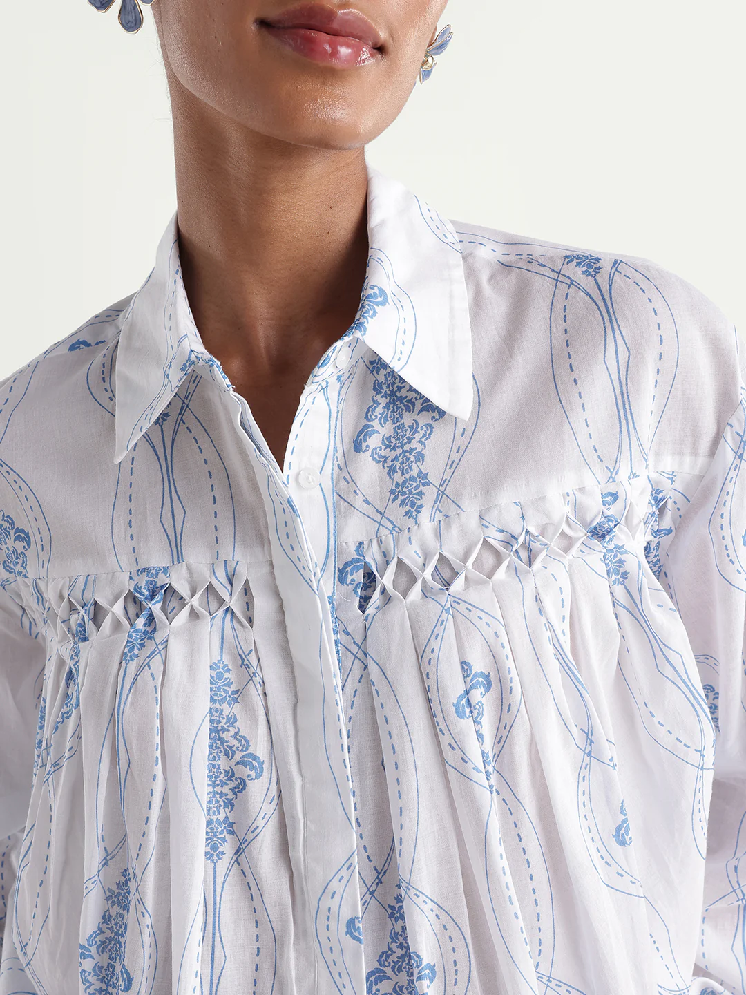 Rareism Women's Kaveny Off White Viscose Spread Collar Regular Ornamental Print Top - Image 4