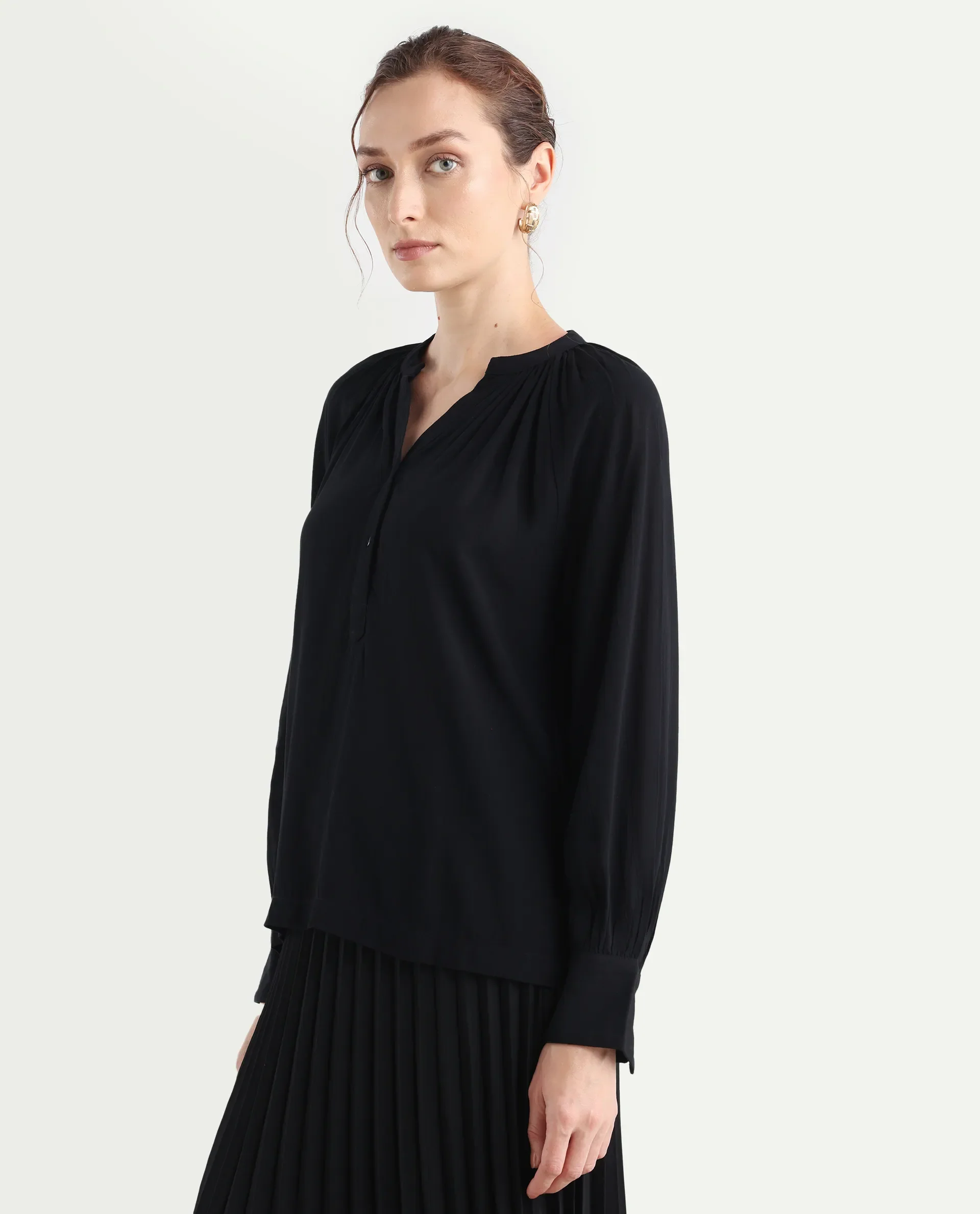 Rareism Women's Kella Black Mandarin Collar Plain Raglan Sleeve Regular Fit Top - Image 6