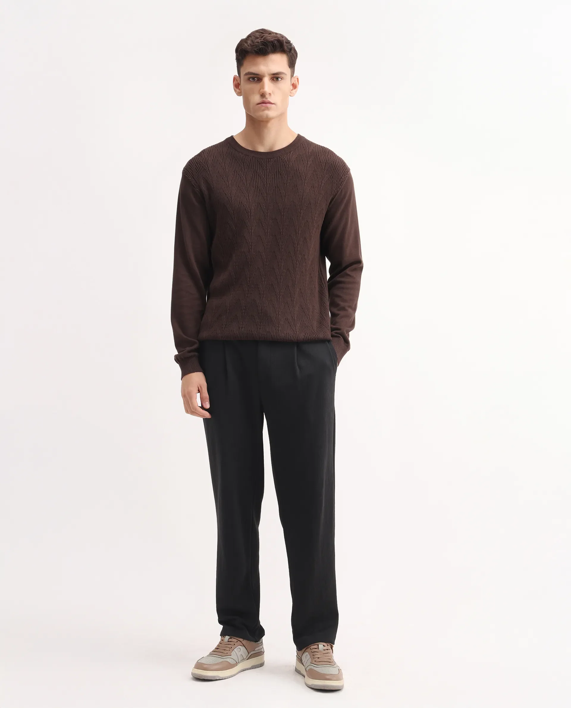Rare Rabbit Men's Keloe Black Cotton Blend Plain Relaxed Fit Trouser - Image 2
