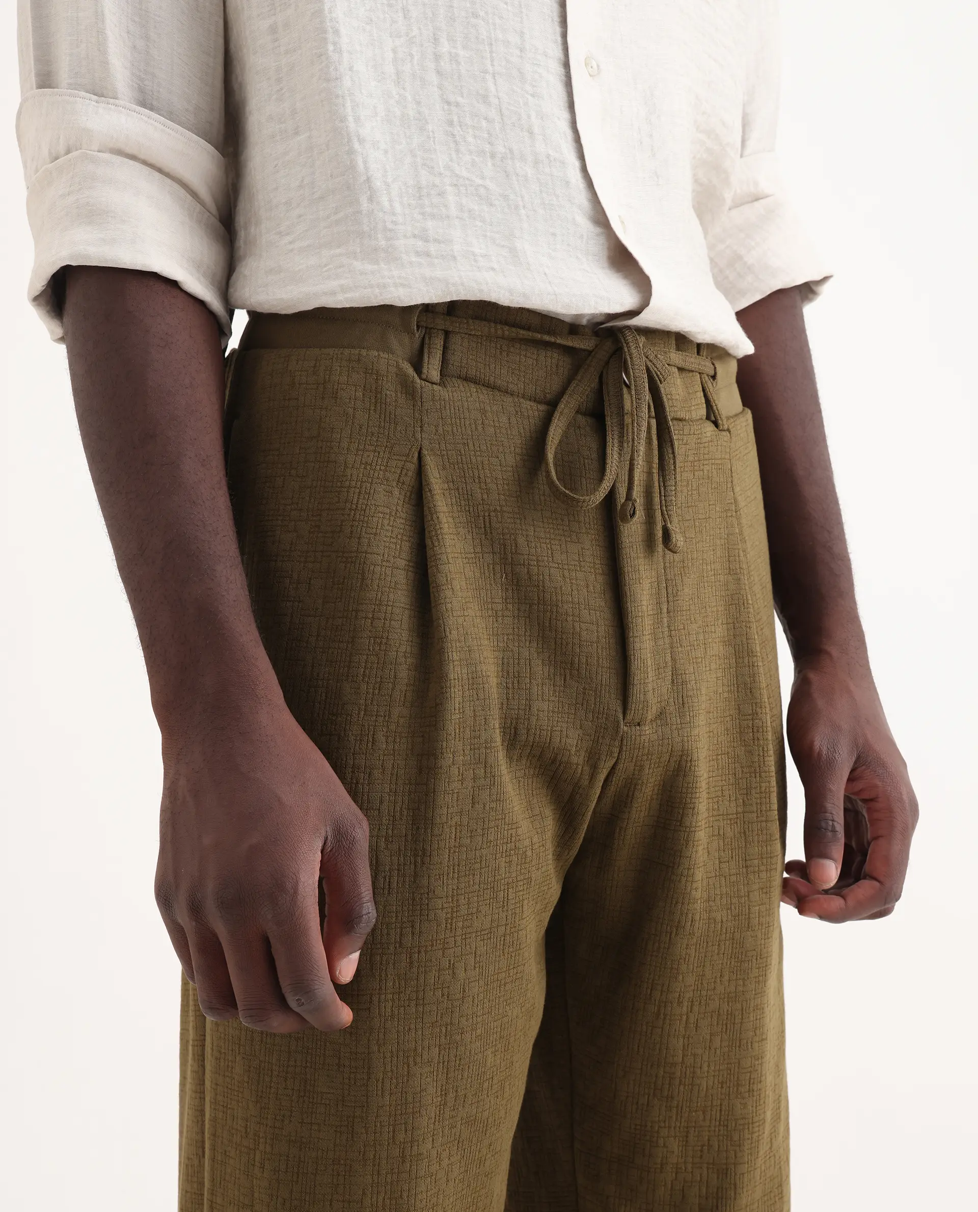 Rare Rabbit Men's Keloe Olive Cotton Blend Plain Relaxed Fit Trouser - Image 6