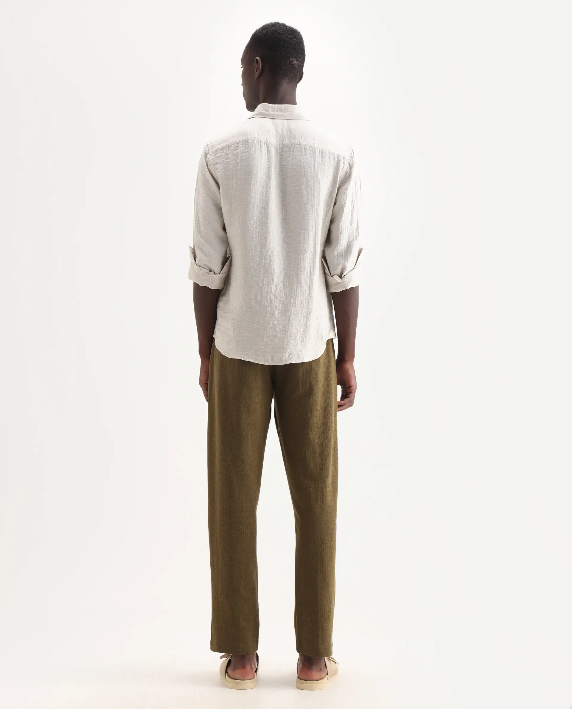 Rare Rabbit Men's Keloe Olive Cotton Blend Plain Relaxed Fit Trouser - Image 9