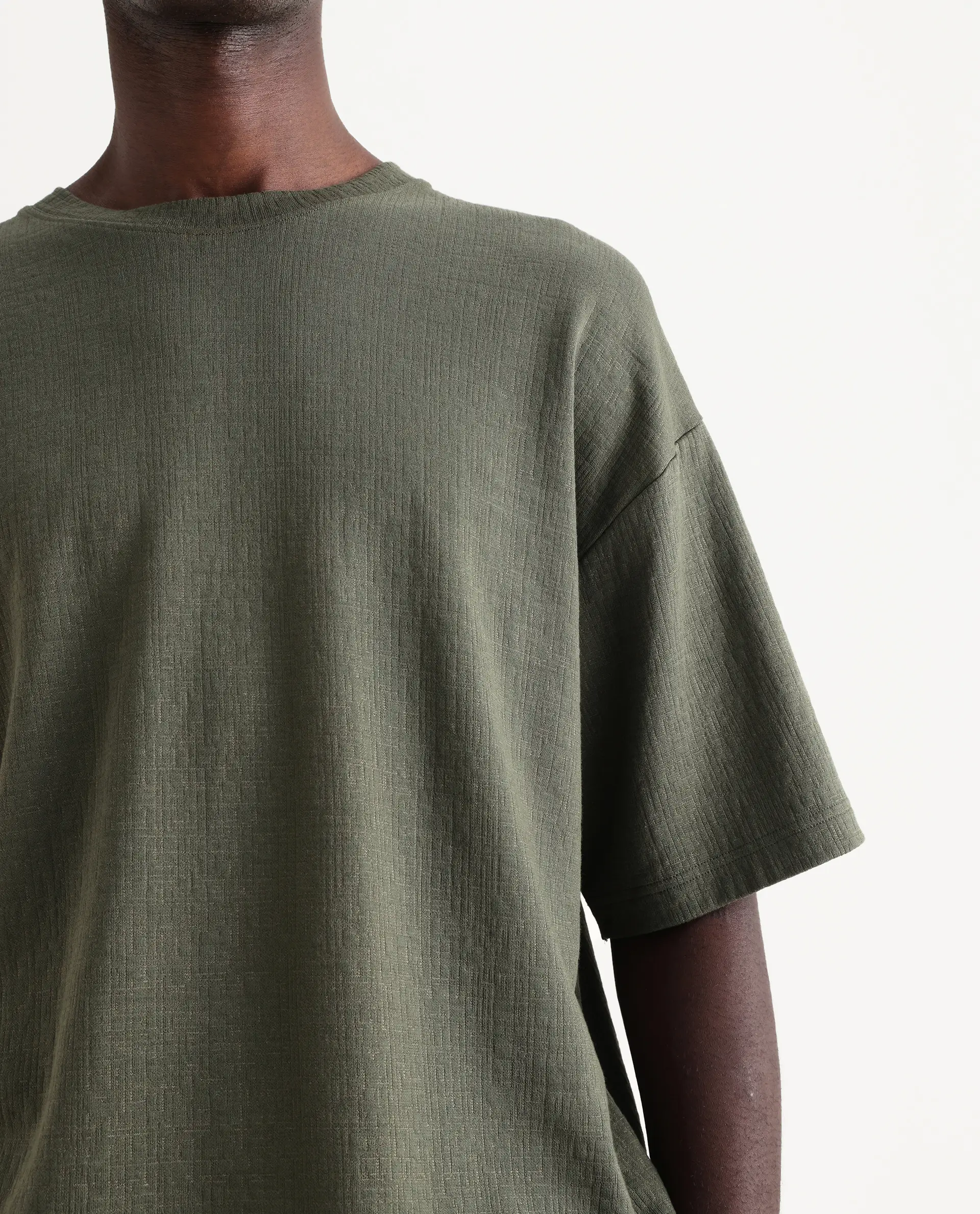 Rare Rabbit Men's Kelos Olive Cotton Blend Plain Oversized Fit Half Sleeve Crew Neck T-Shirt - Image 3