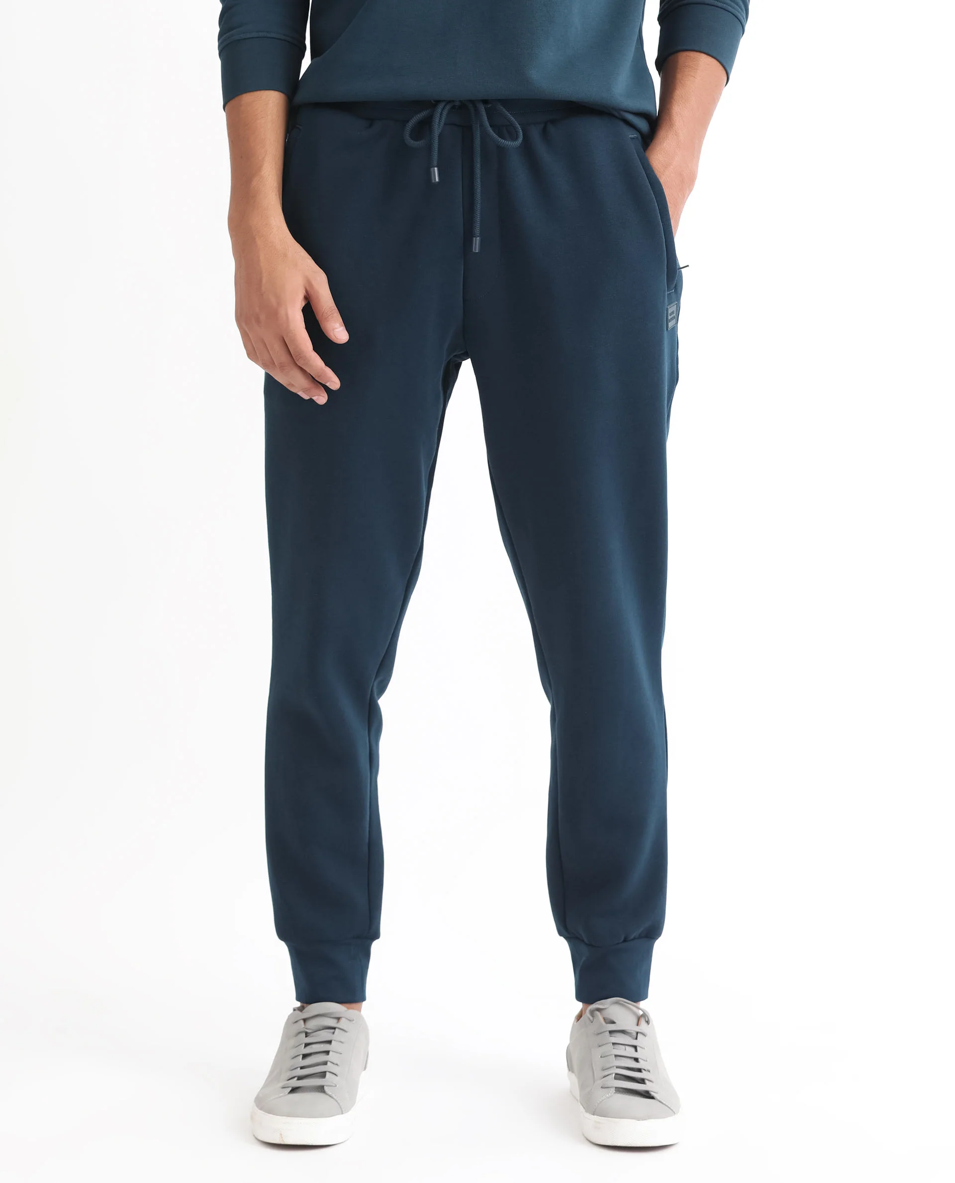 Rare Rabbit Men's Kerry Teal Cotton Plain Regular Fit Joggers - Image 3