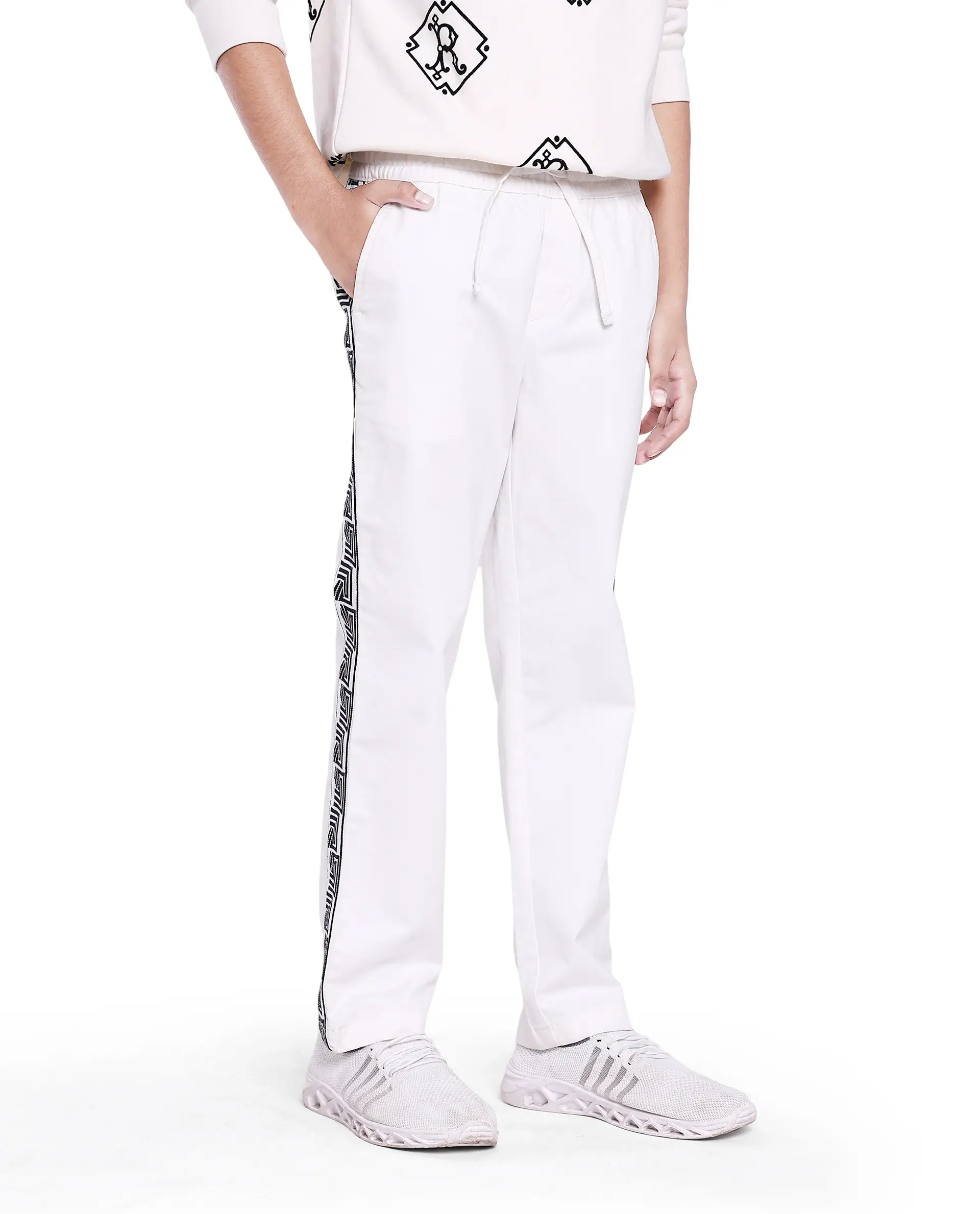 Rare Ones Kids Novi White Cotton Solid Trouser - Image 6