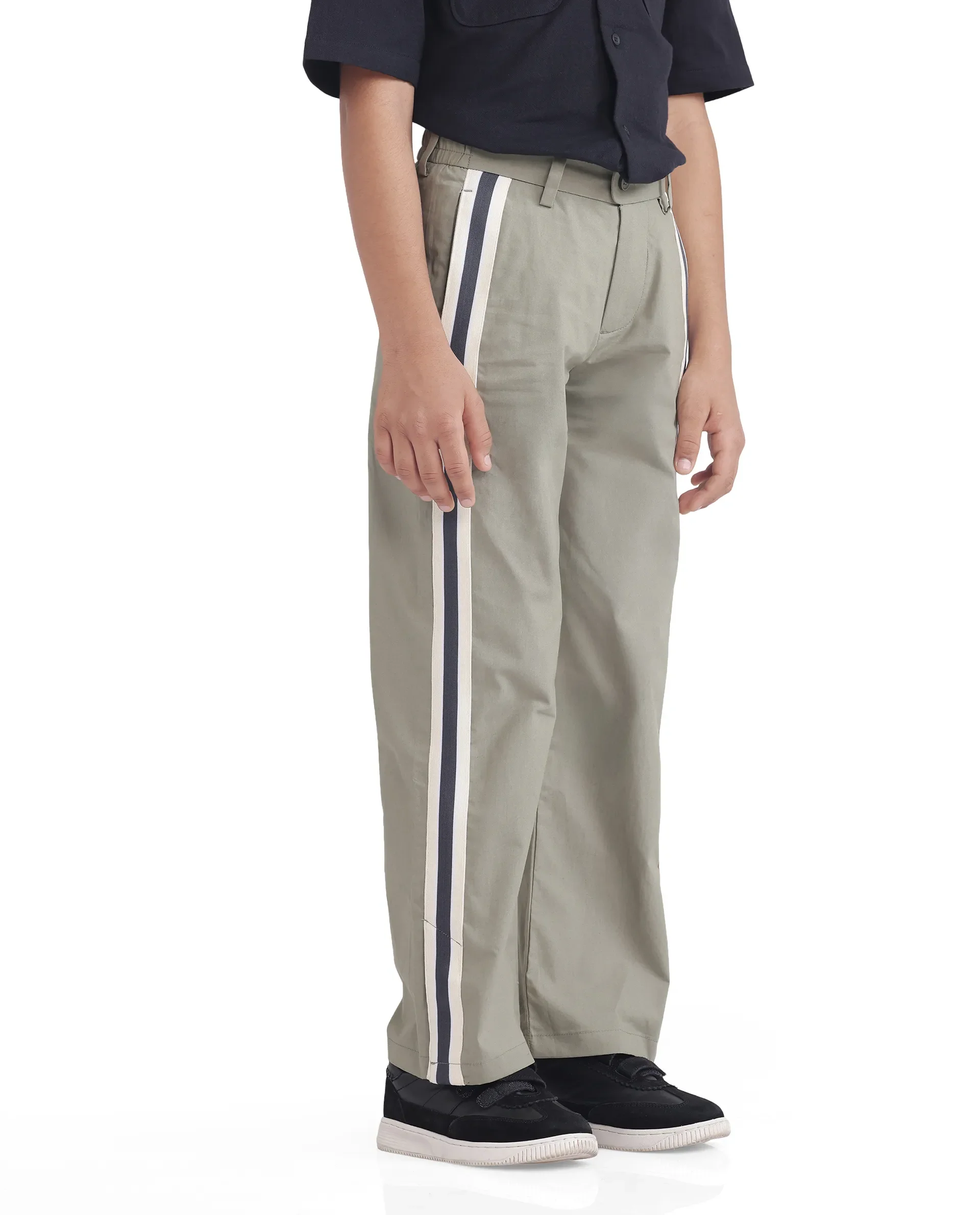 Rare Ones Kids Taper-B Olive Tape Detailed Button And Zip Closure Regular Fit Cotton Trouser - Image 2