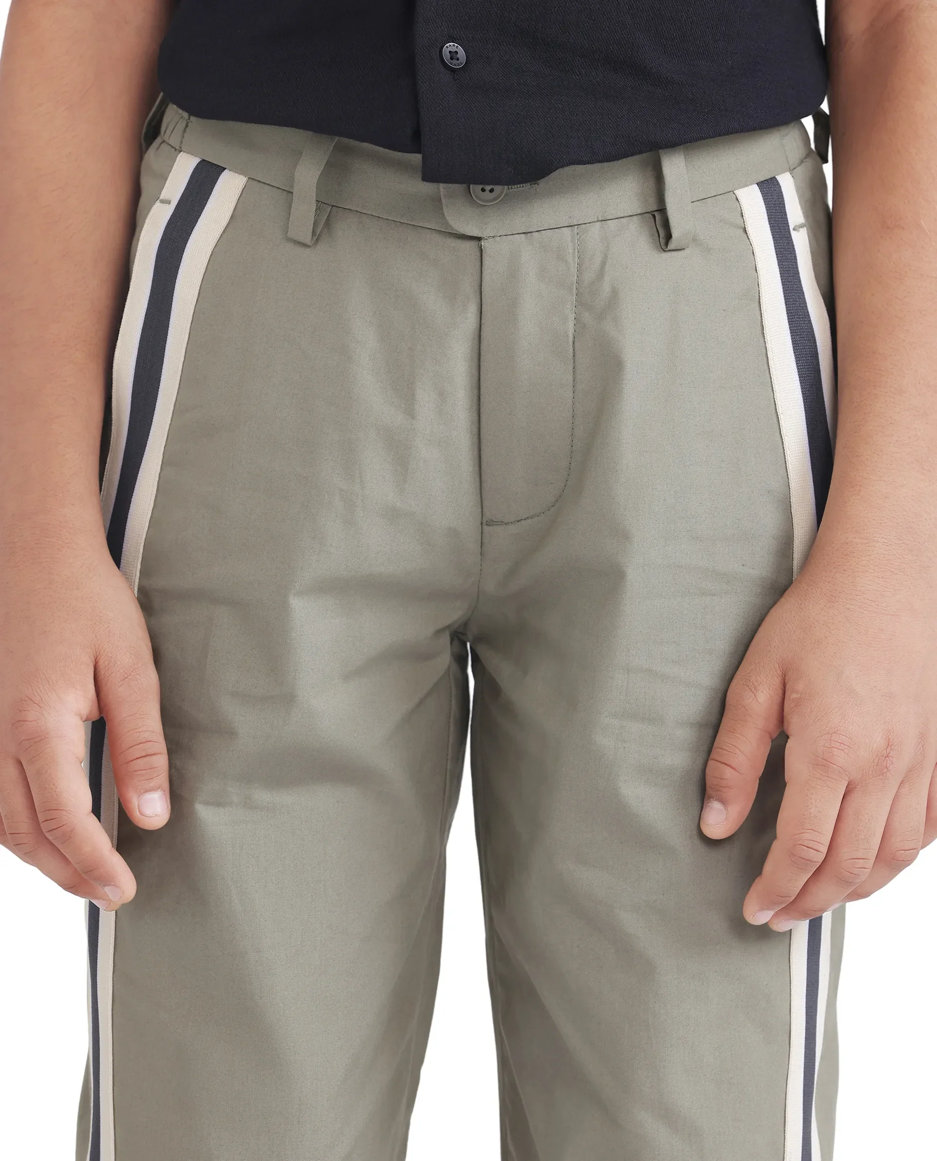 Rare Ones Kids Taper-B Olive Tape Detailed Button And Zip Closure Regular Fit Cotton Trouser - Image 4