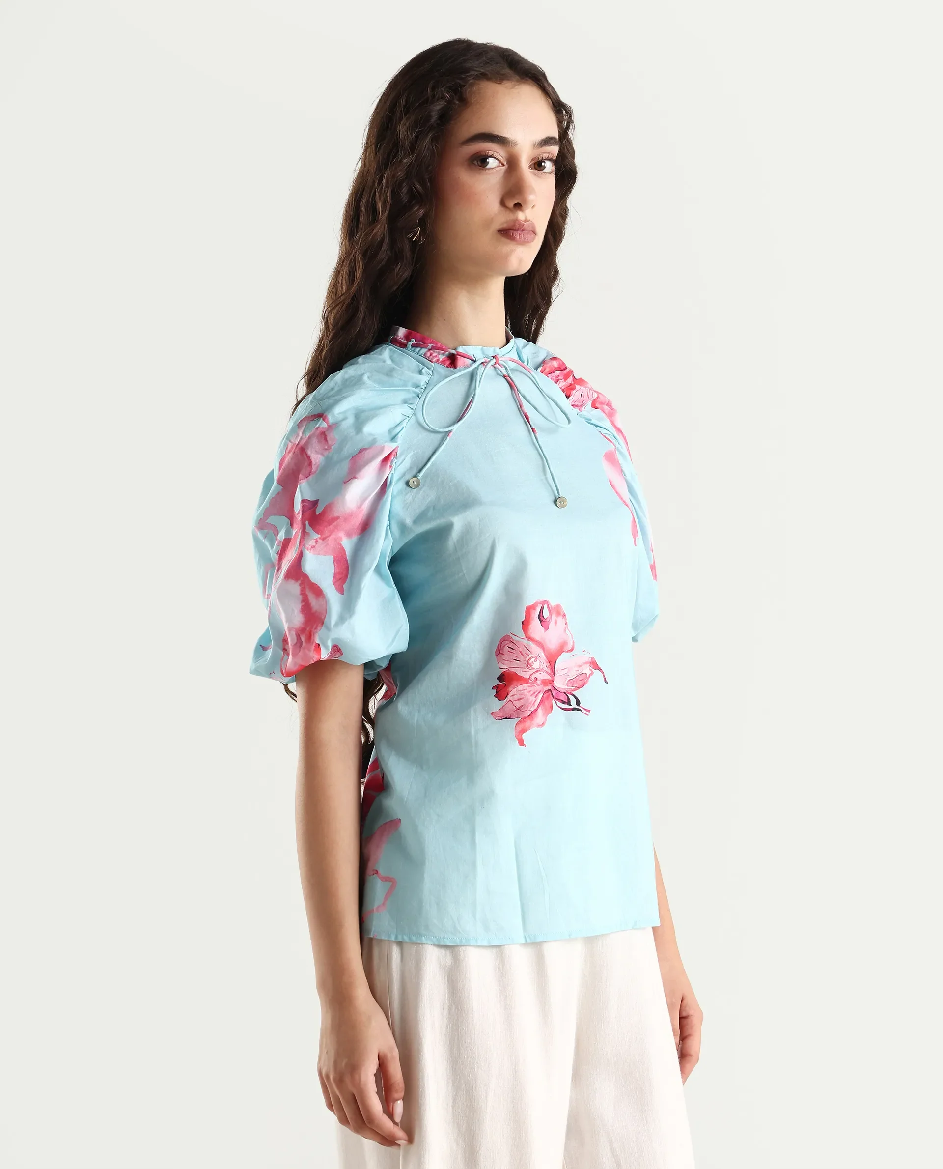 Rareism Women's Kink Blue Cotton Tie-Up Neck Floral Print Puff Sleeves Relaxed Fit Top - Image 7