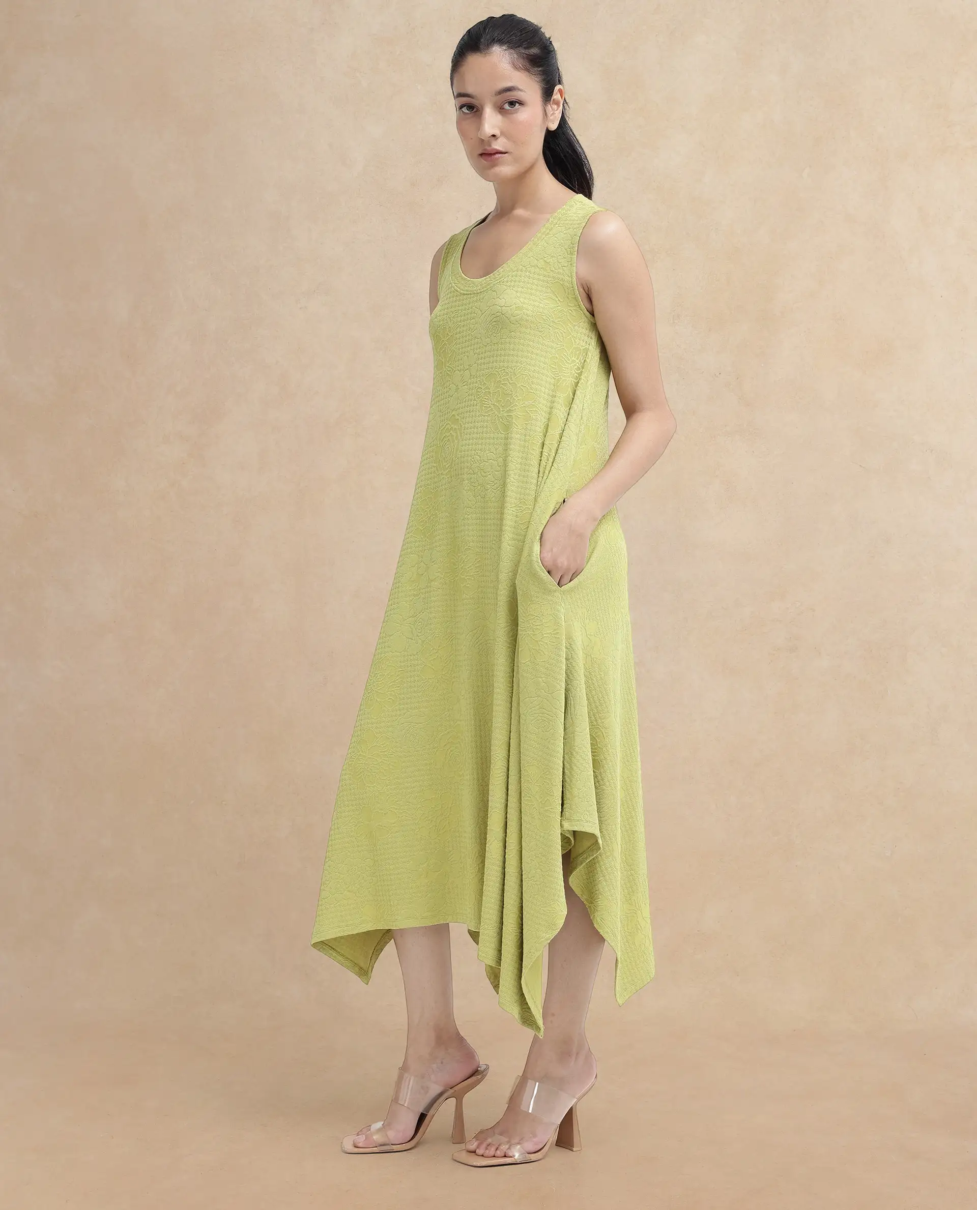 Rareism Women's Kisame Light Green Knit Jacquard Crew Neck Plain Sleeveless Midi Flared Dress - Image 6