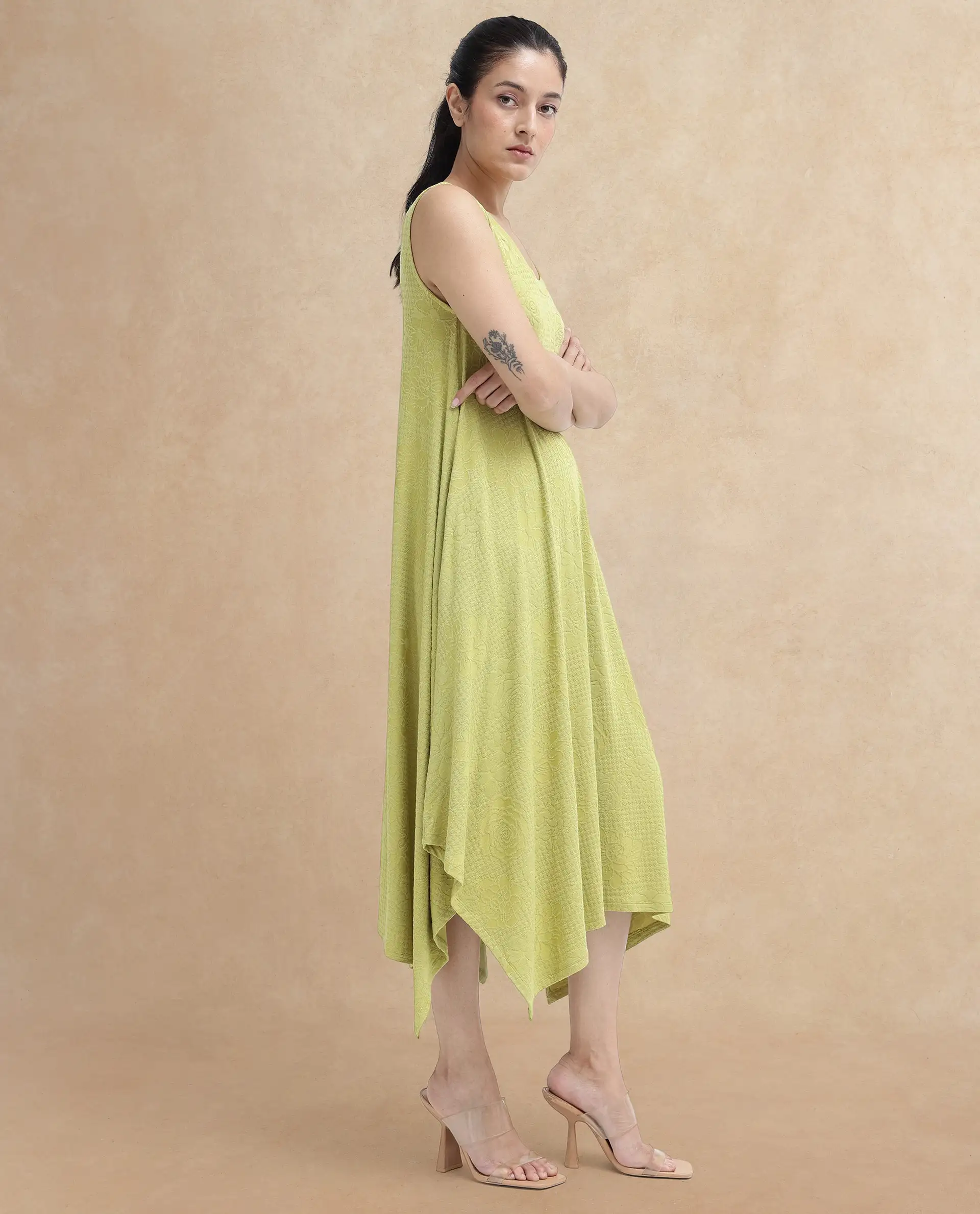Rareism Women's Kisame Light Green Knit Jacquard Crew Neck Plain Sleeveless Midi Flared Dress - Image 7