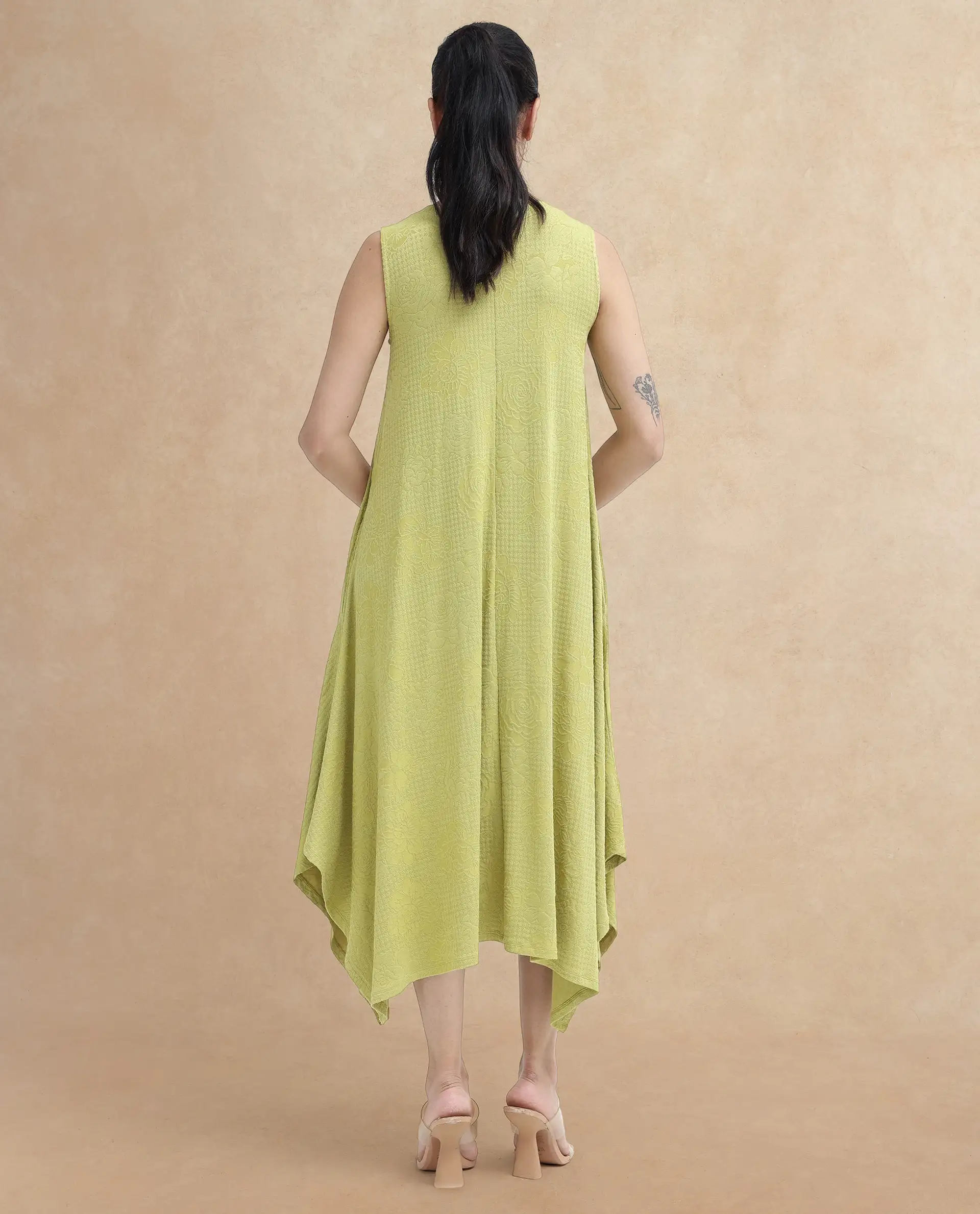 Rareism Women's Kisame Light Green Knit Jacquard Crew Neck Plain Sleeveless Midi Flared Dress - Image 9