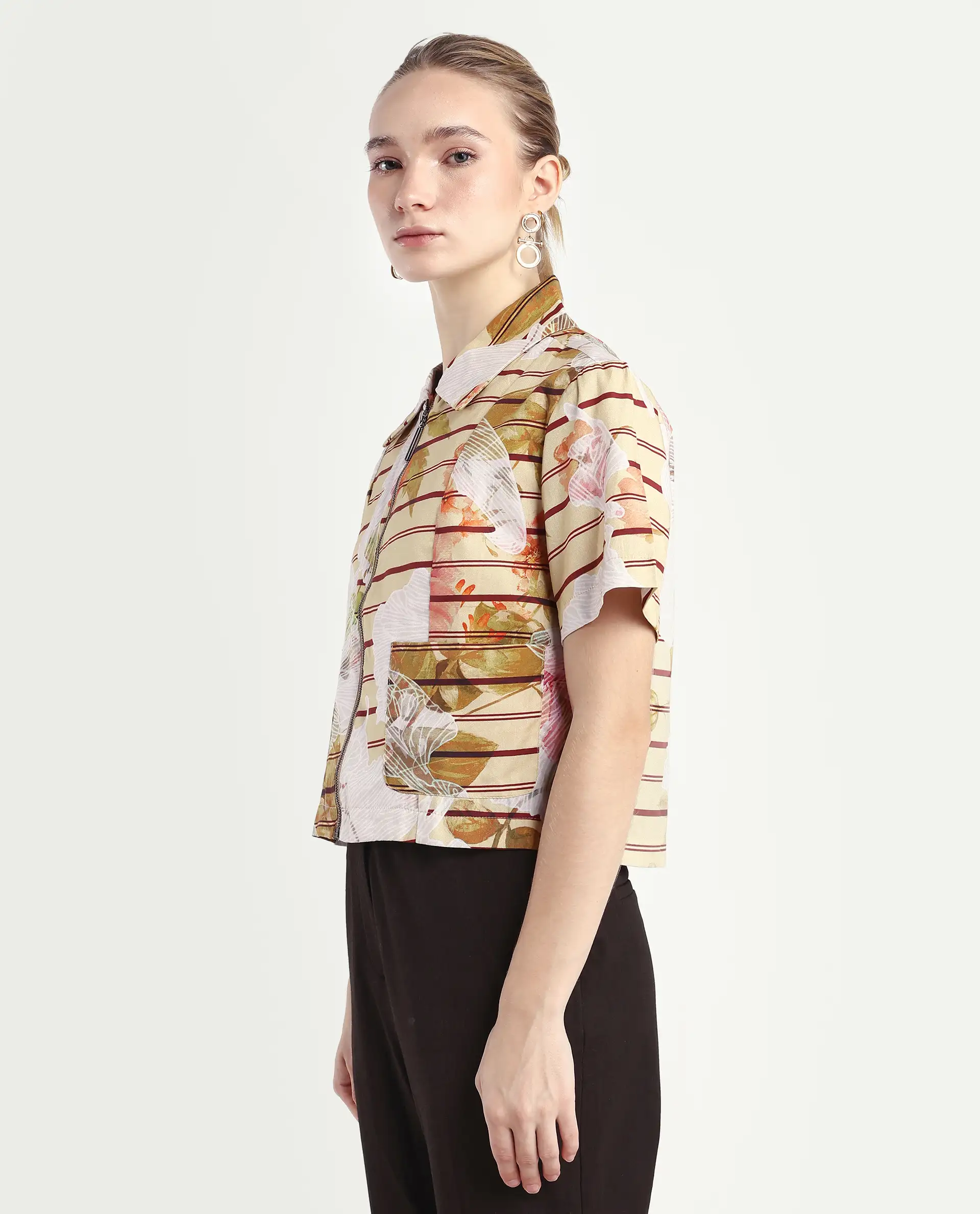 Rareism Women's Klapan Multi Viscose Blend Drop Collar Floral Print Crop Regular Fit Top - Image 5
