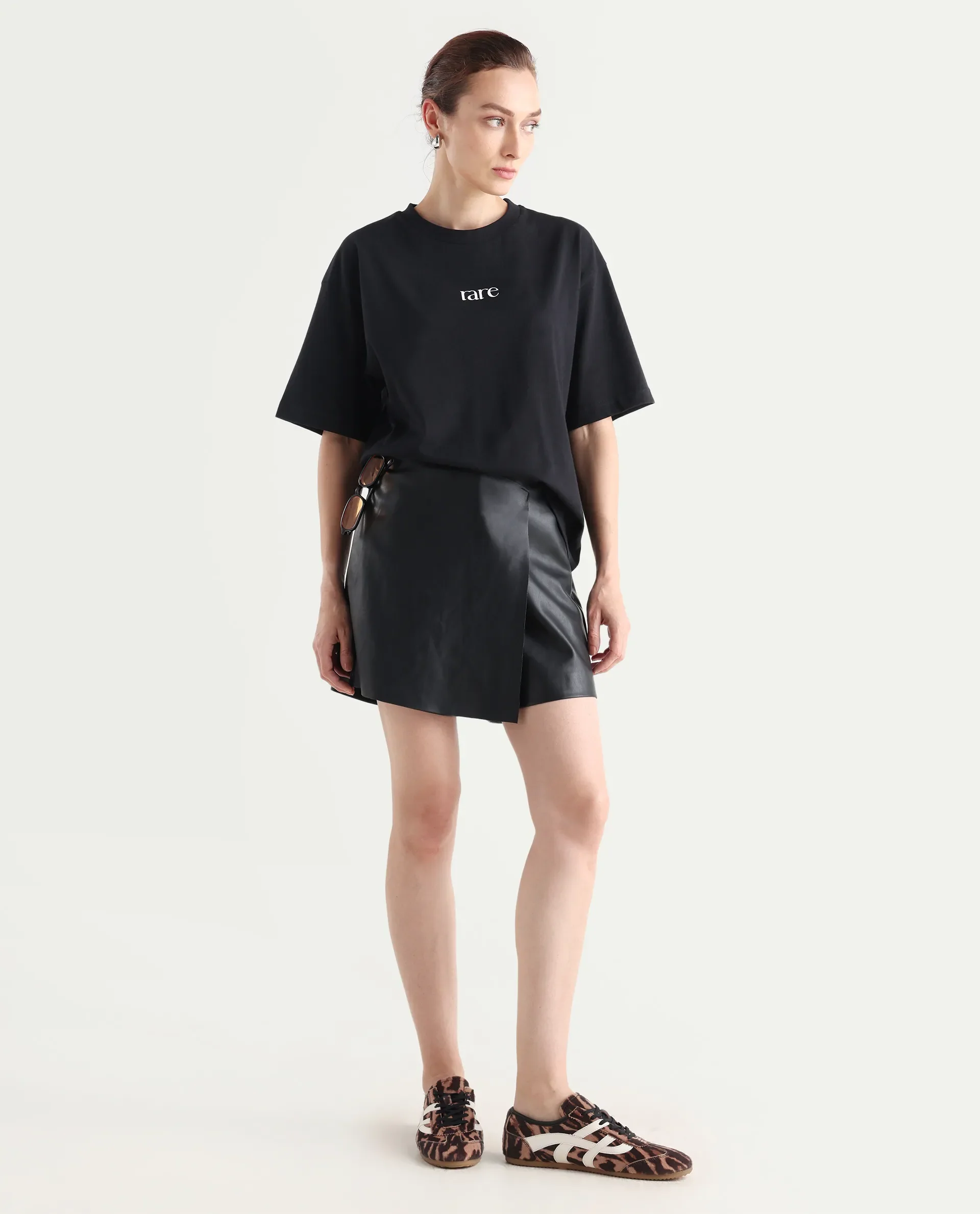 Rareism Women's Klend Black Cotton Graphic Print Oversized T-Shirt - Image 2