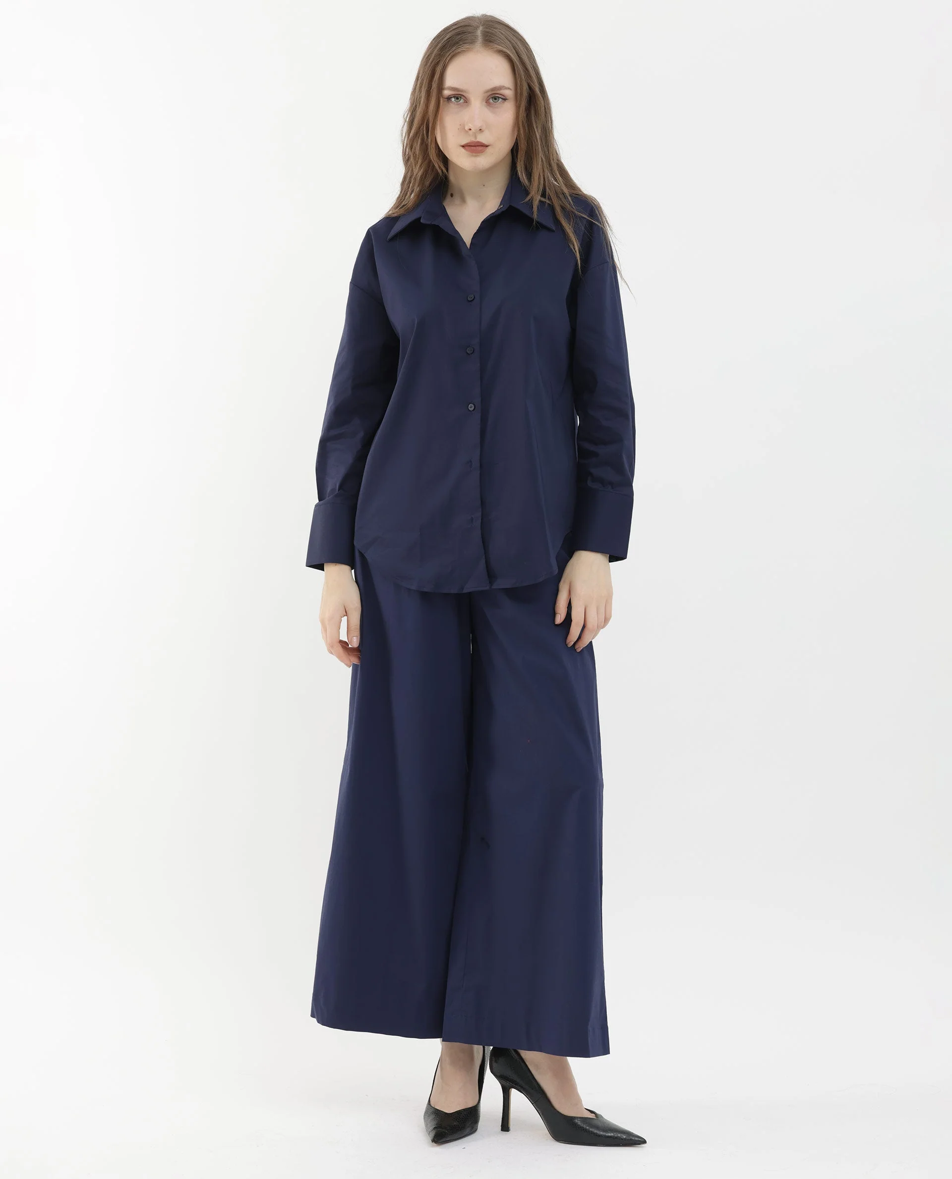 Rareism Women's Klox Navy Cotton Spread Collar Plain Cuffed Sleeve Regular Fit Shirt - Image 3