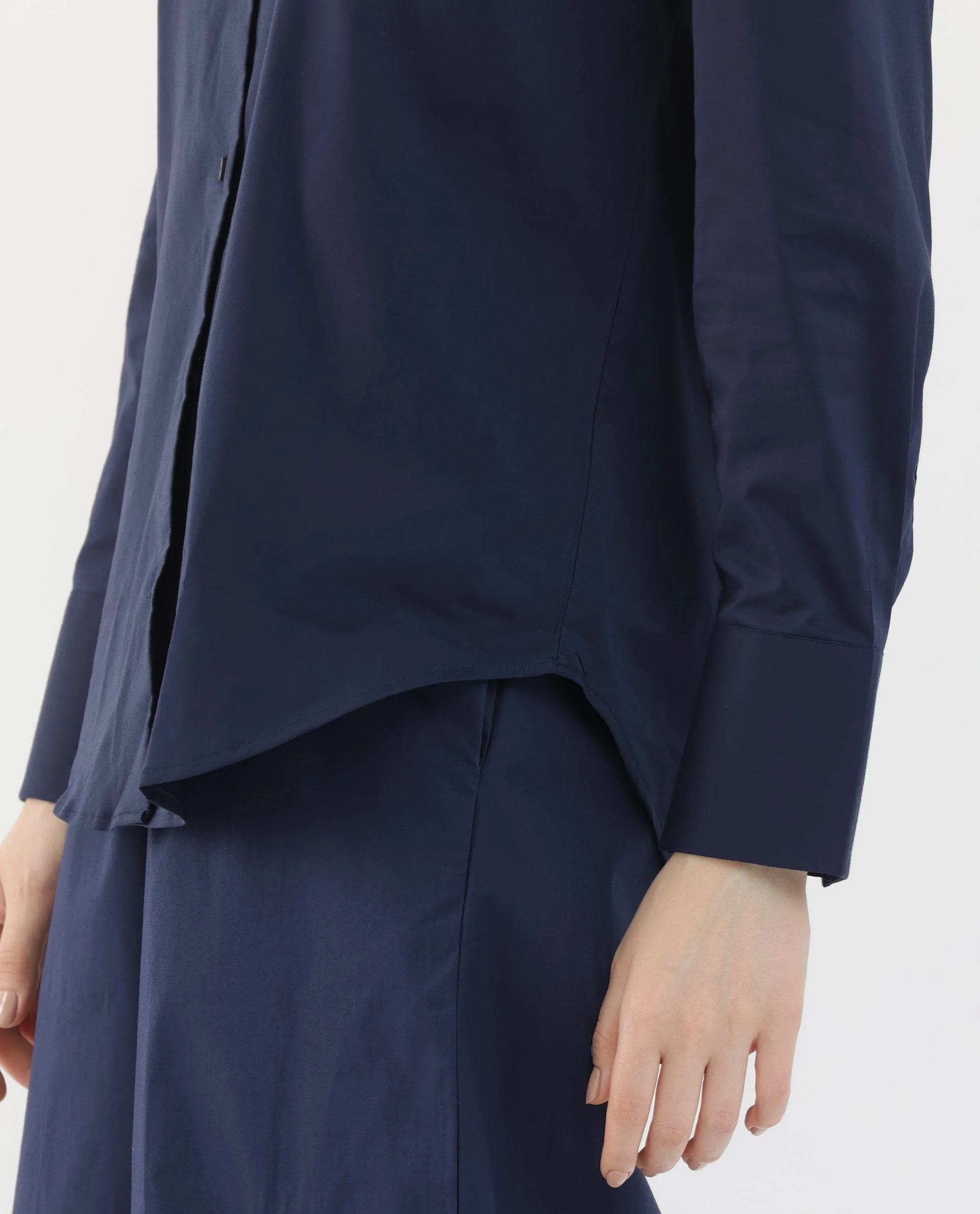 Rareism Women's Klox Navy Cotton Spread Collar Plain Cuffed Sleeve Regular Fit Shirt - Image 4