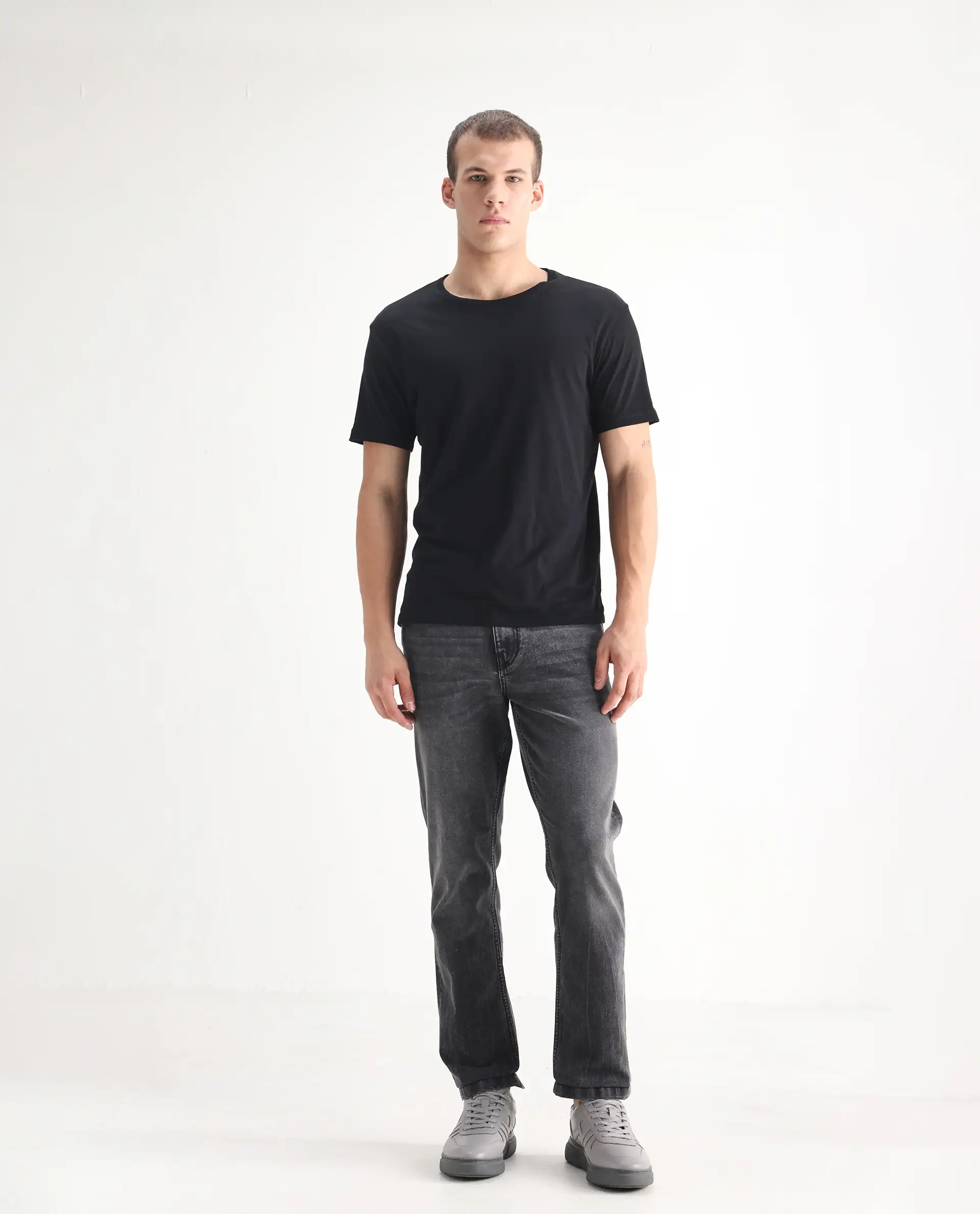 Rare Rabbit Men's Klune Black Cotton Plain Morris Regular Fit Jeans - Image 7