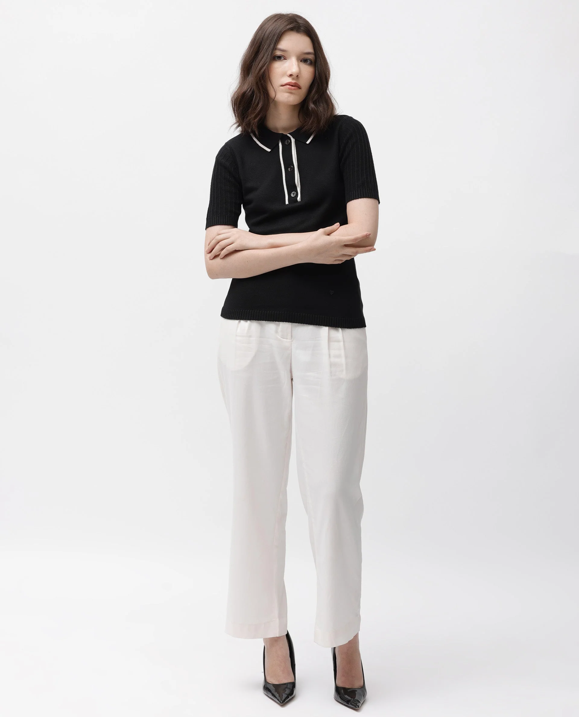 Rareism Women's Knitup Black Cotton Spread Collar Plain Regular Fit Sweater - Image 13