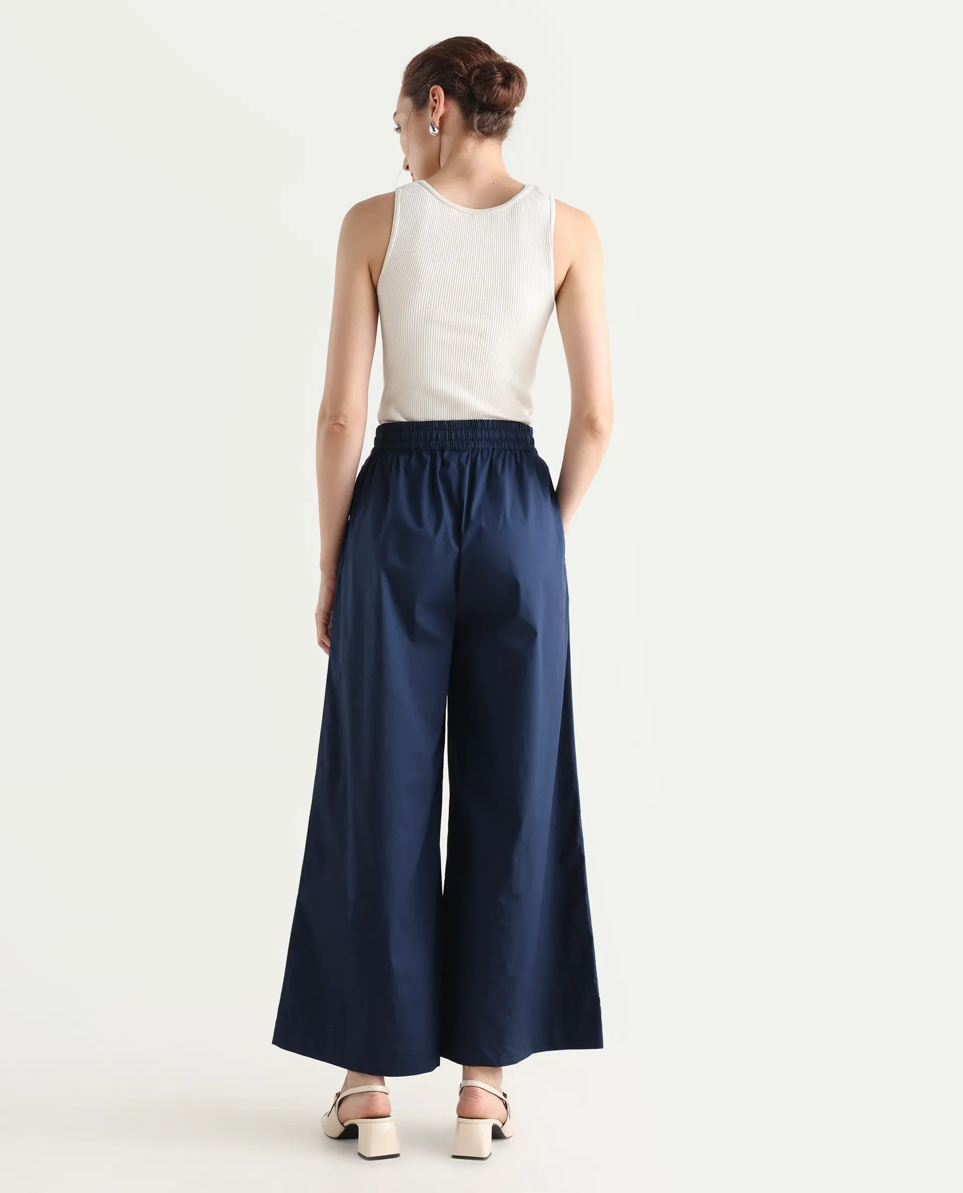 Rareism Women's Kofu Dark Navy Cotton Plain Ankle Length Flared Trouser - Image 8