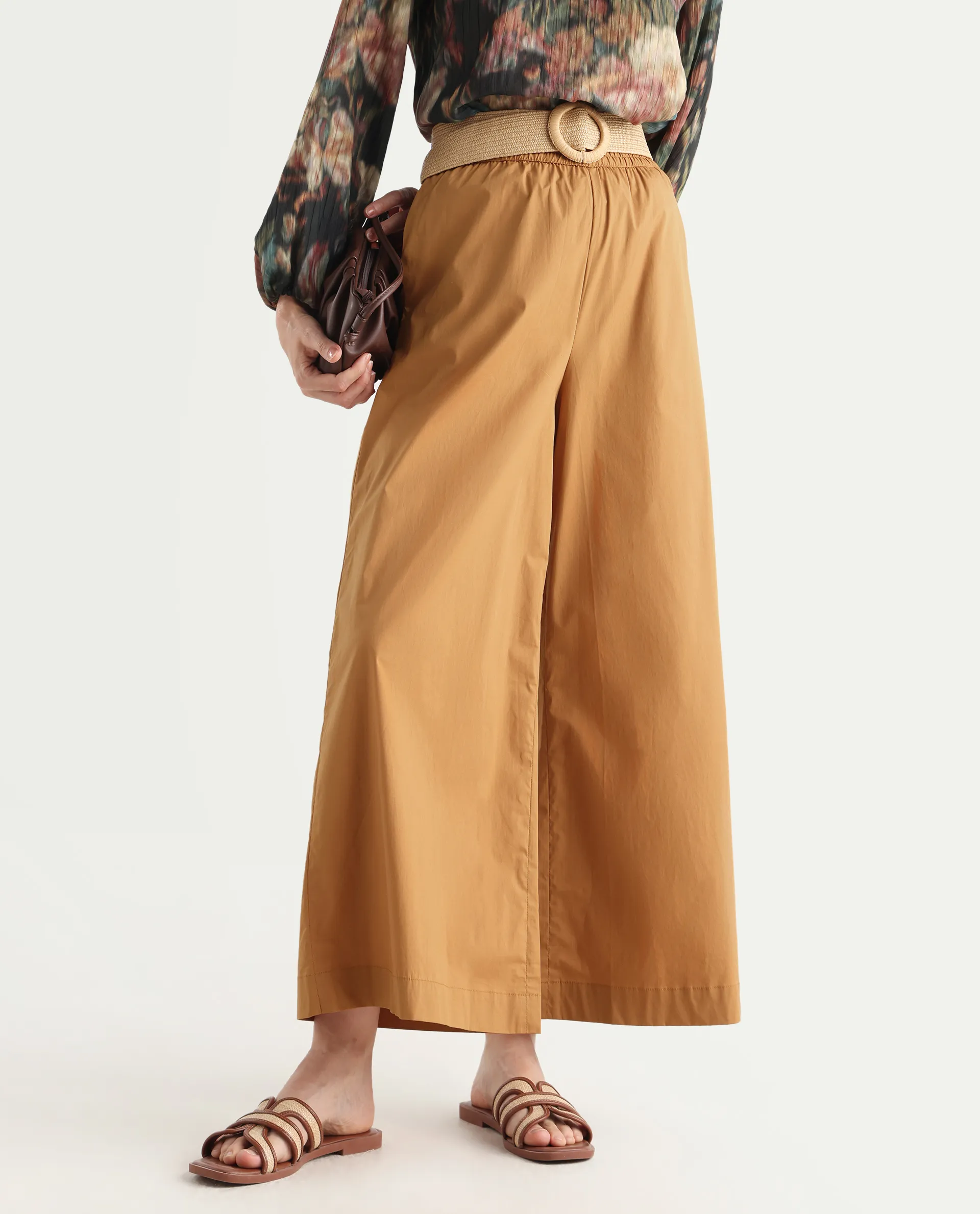 Rareism Women's Kofu Light Brown Cotton Plain Ankle Length Flared Trouser - Image 2