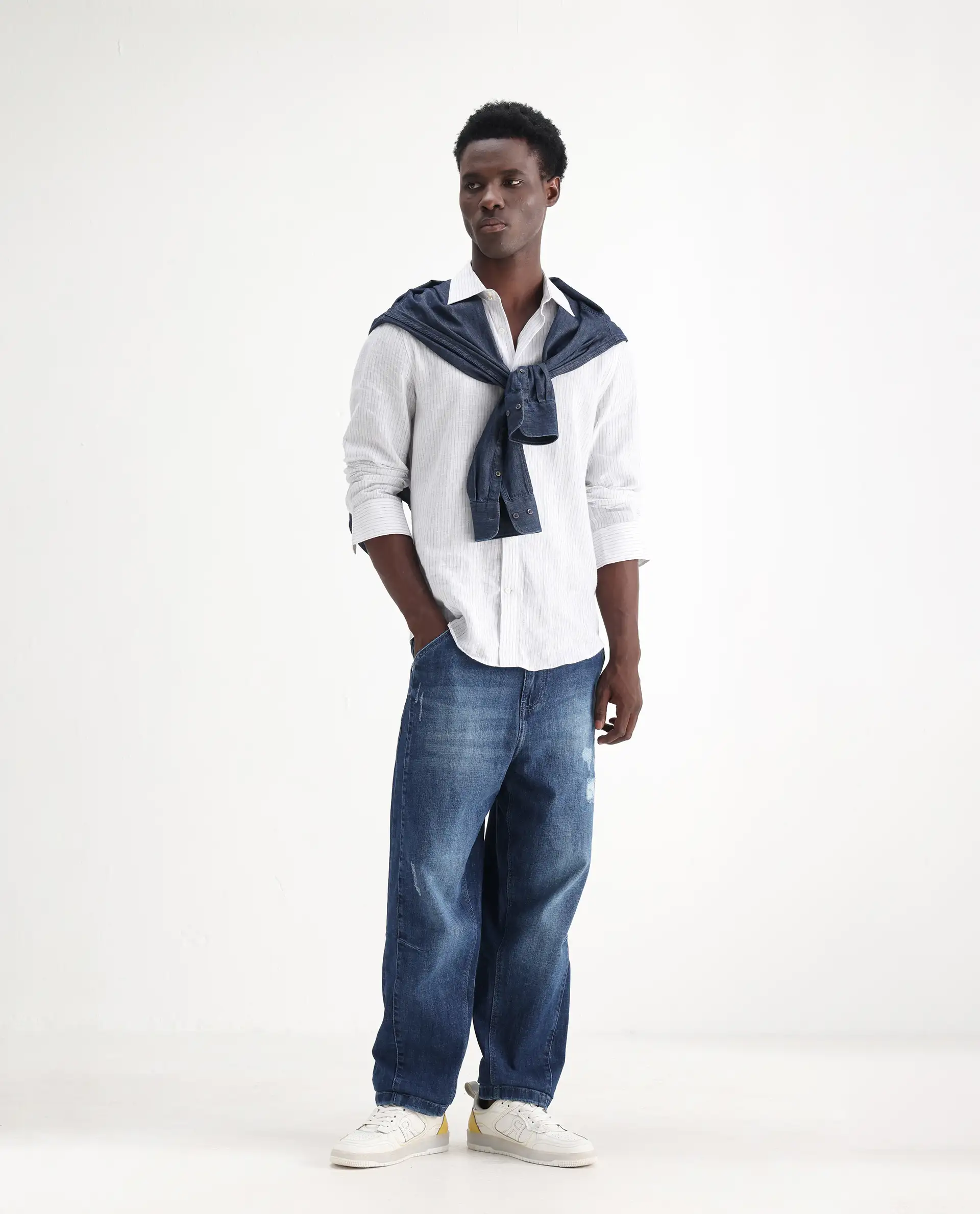 Rare Rabbit Men's Korb Blue Cotton Blend Plain Baggy Fit Jeans