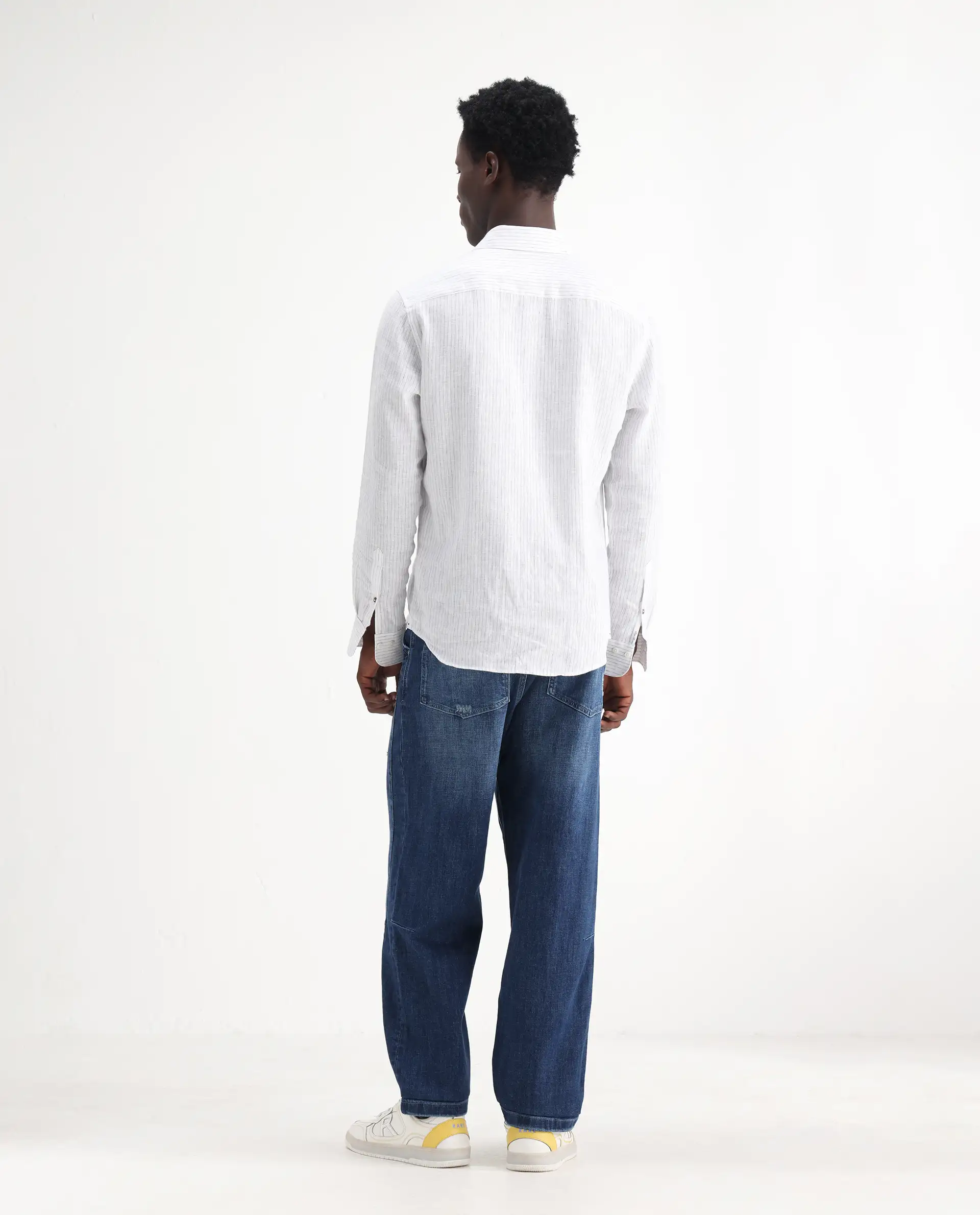 Rare Rabbit Men's Korb Blue Cotton Blend Plain Baggy Fit Jeans - Image 9