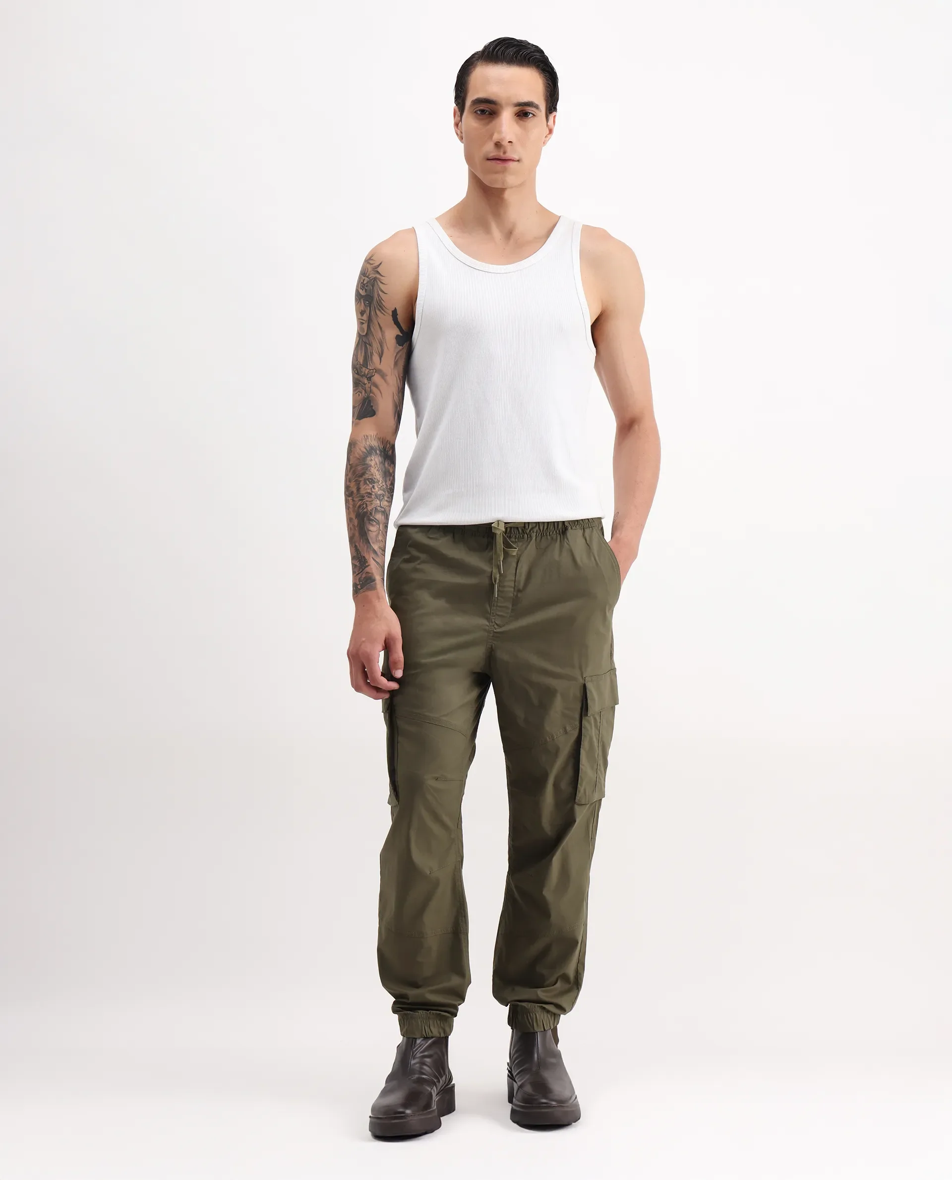 Rare Rabbit Men's Korb Light Olive Cotton Blend Plain Relaxed Fit Trouser - Image 3