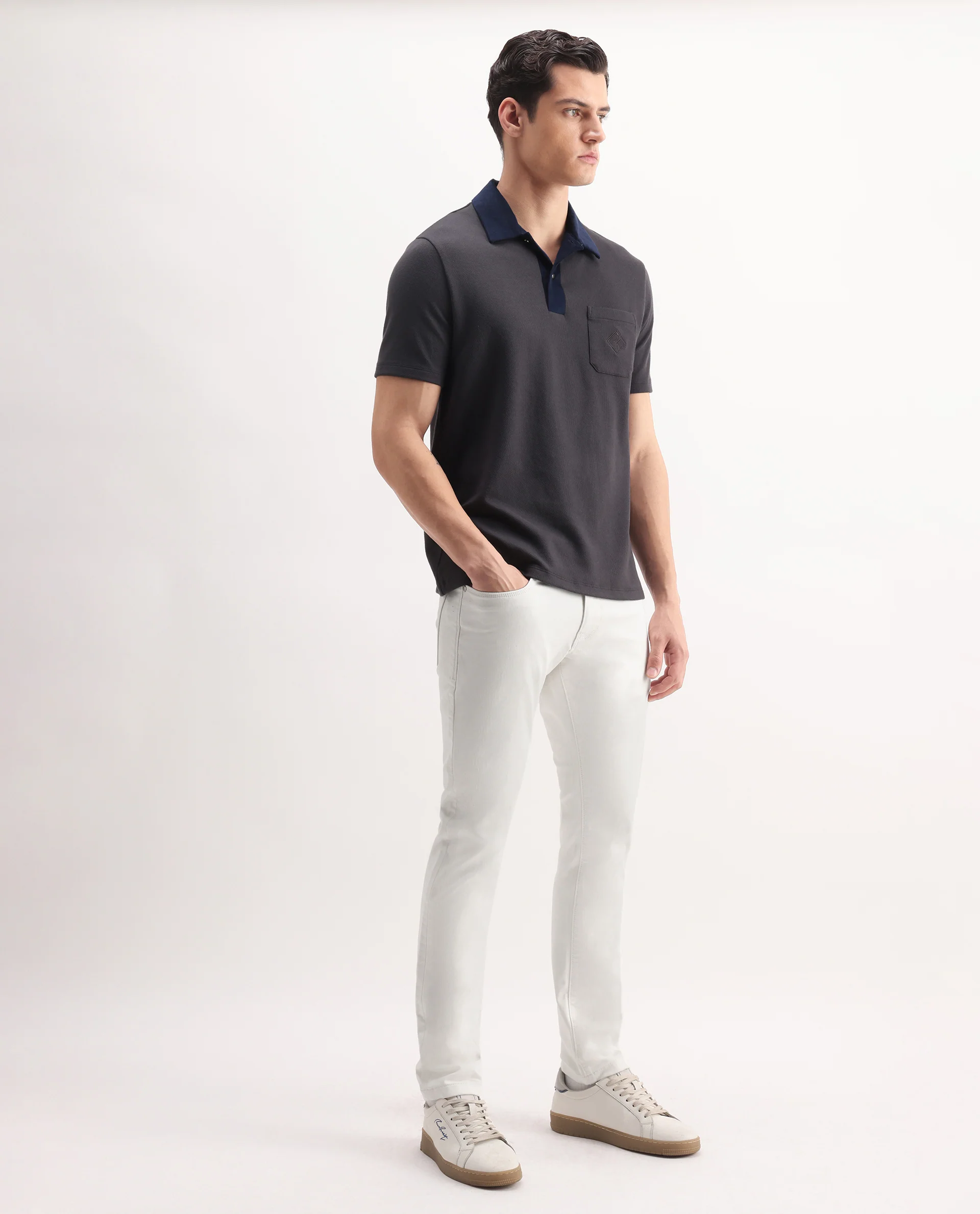 Rare Rabbit Men's Korv-25 Off White Cotton Blend Plain Hawk Slim Fit Jeans - Image 4