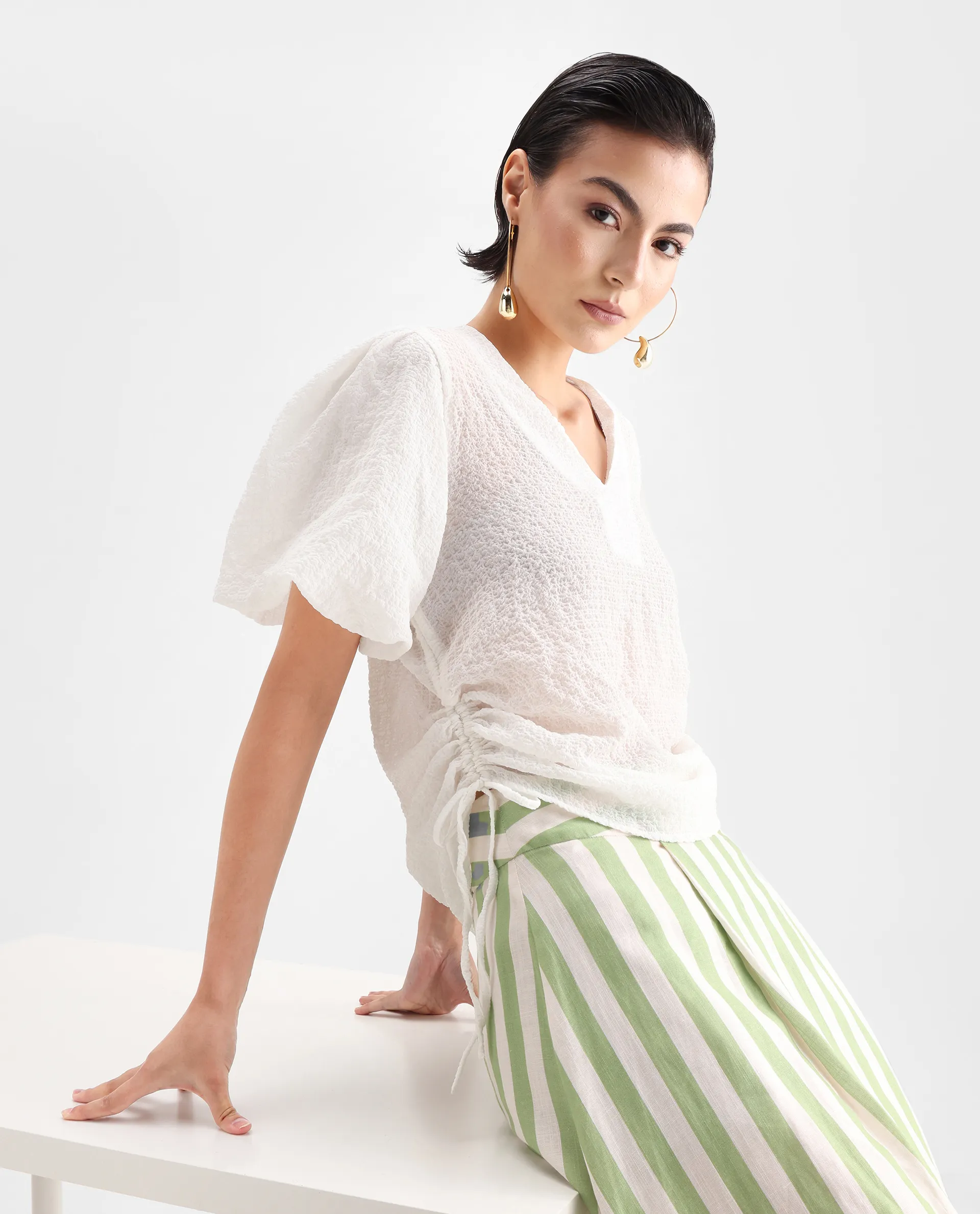 Rareism Women's Krien White Polyester V-Neck Plain Balloon Sleeve Regular Fit Top