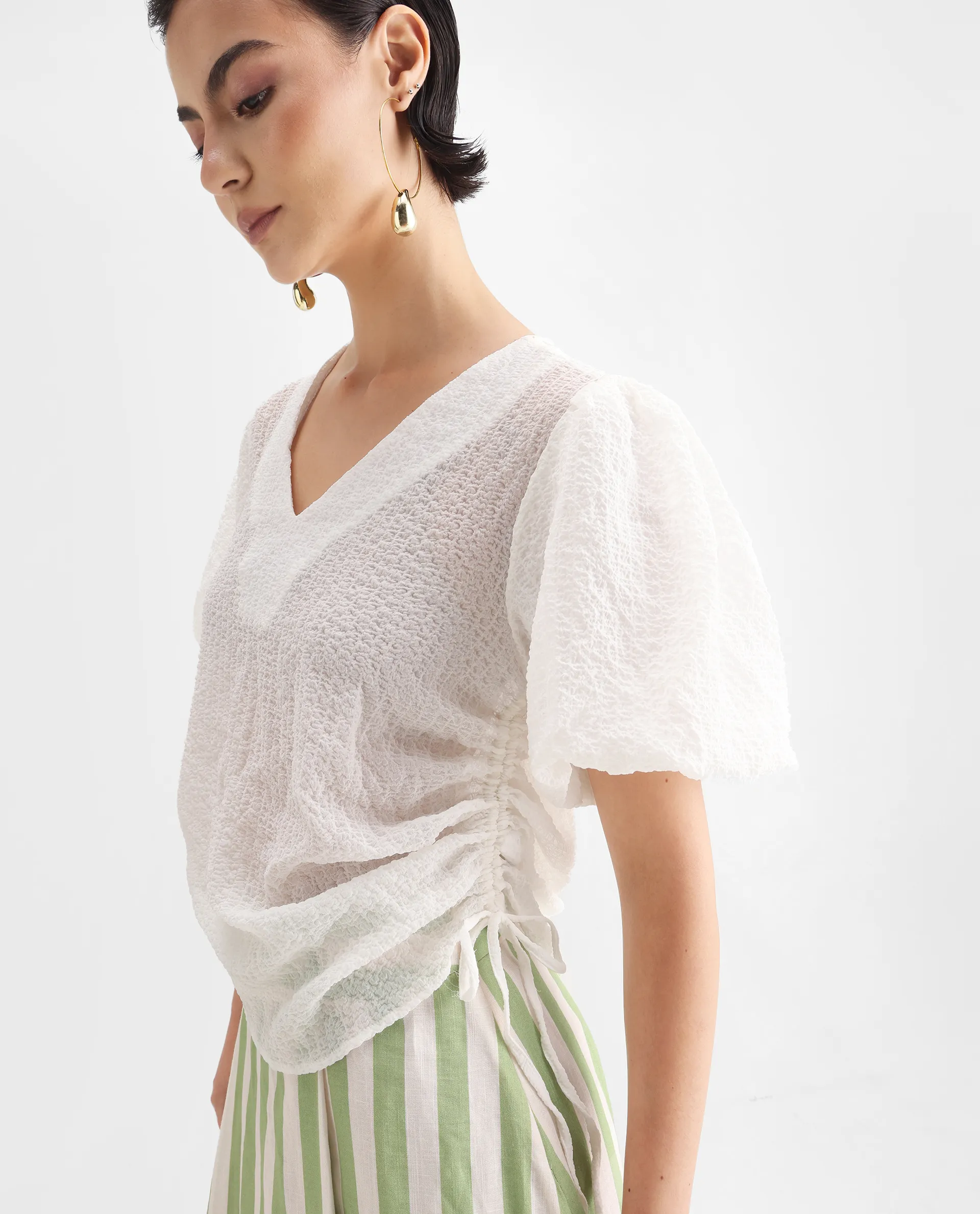 Rareism Women's Krien White Polyester V-Neck Plain Balloon Sleeve Regular Fit Top - Image 4
