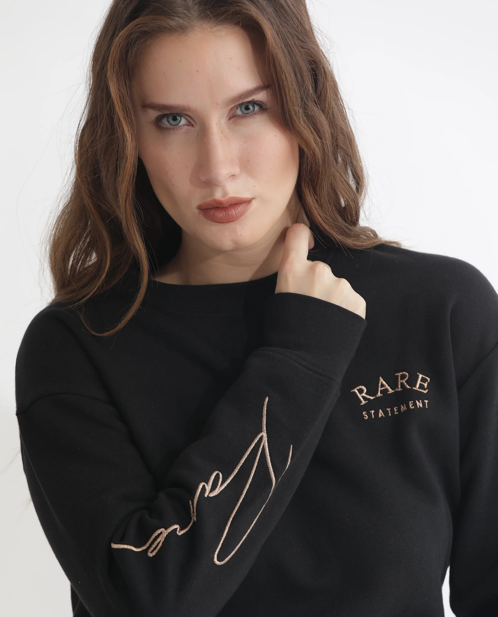Rareism Women's Krok Black Polyester Blend Crew Neck Embroidered Cuffed Sleeve Crop Regular Fit Sweatshirt - Image 2