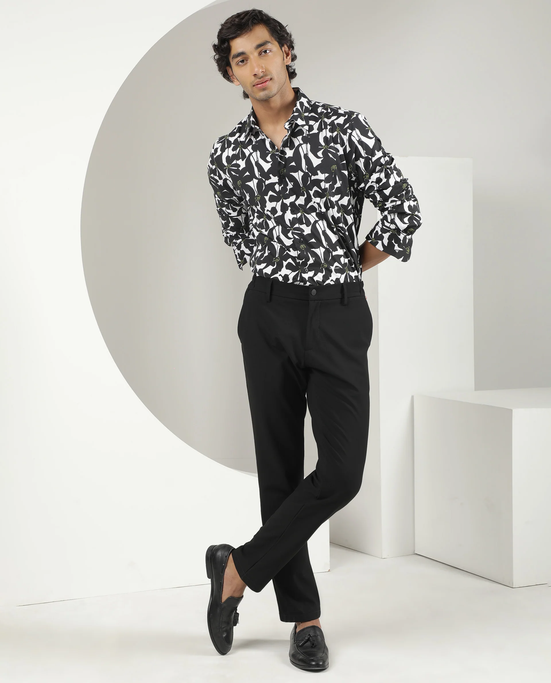 Rare Rabbit Men's Kruela Black Viscose Floral Print Regular Fit Full Sleeve Collared Shirt - Image 7