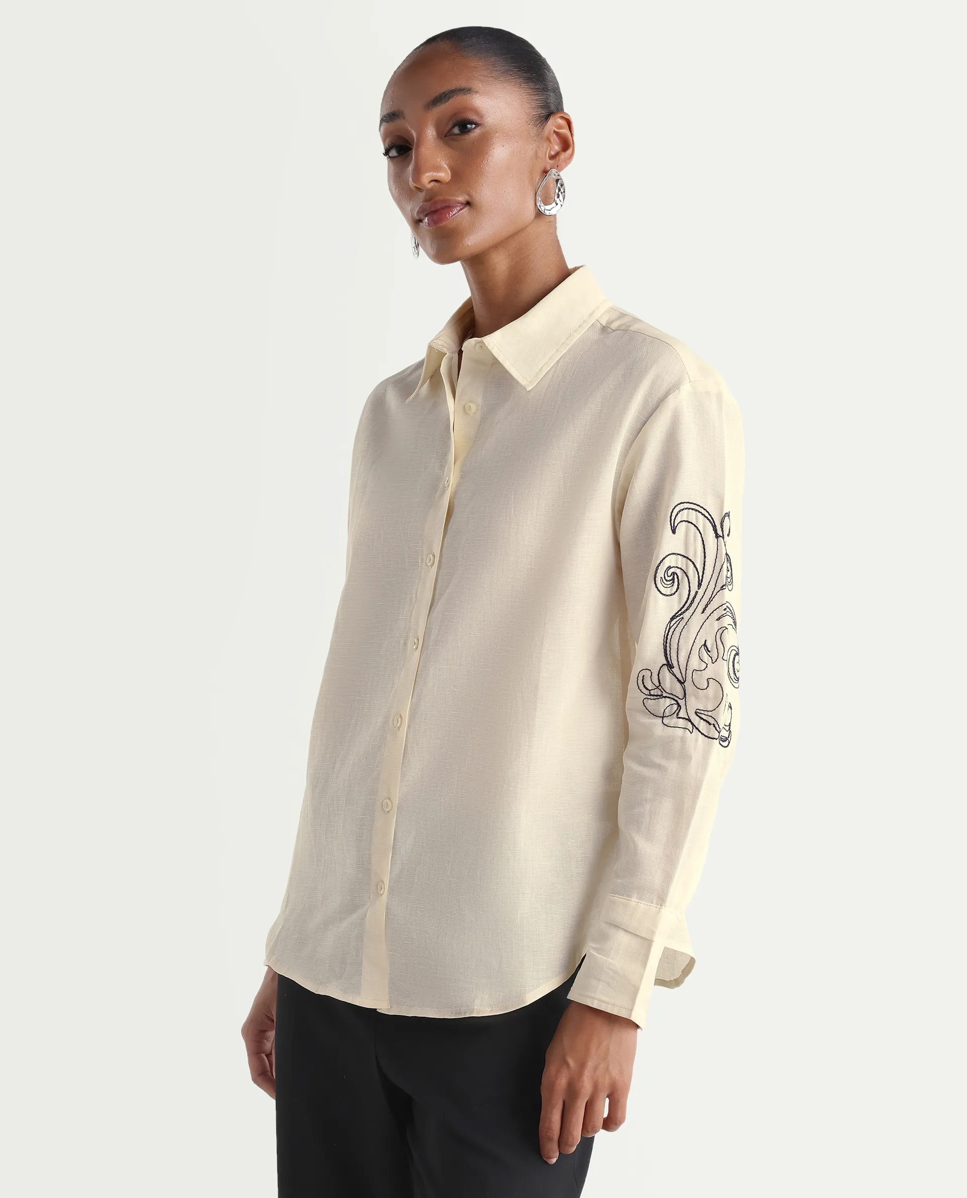Rareism Women's Kruz Light Beige Linen Spread Collar Relaxed Embroidered Shirt - Image 5