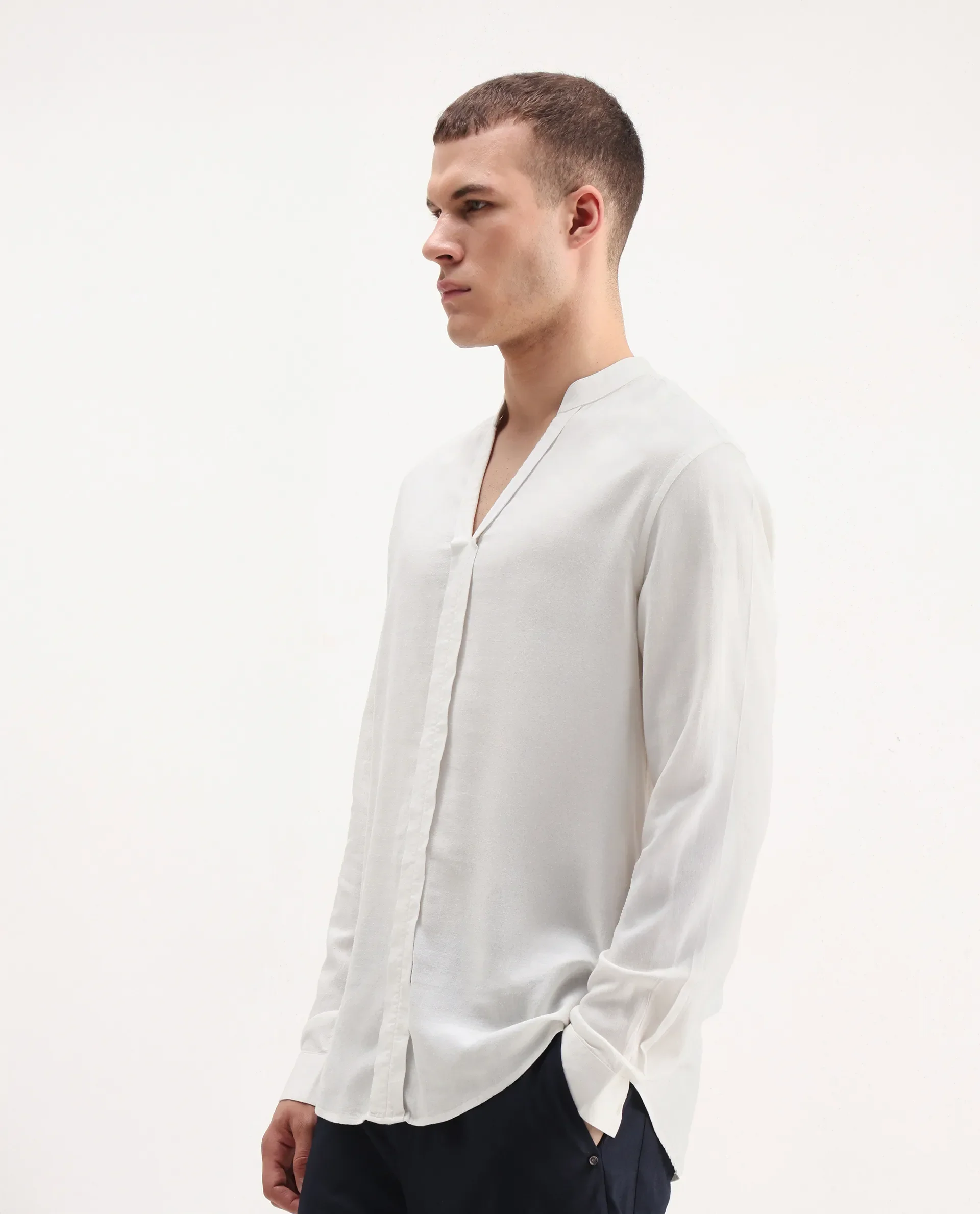 Rare Rabbit Men's Kurto 25 White Linen Blend Plain Regular Fit Full Sleeve Mandarin Collar Shirt - Image 6